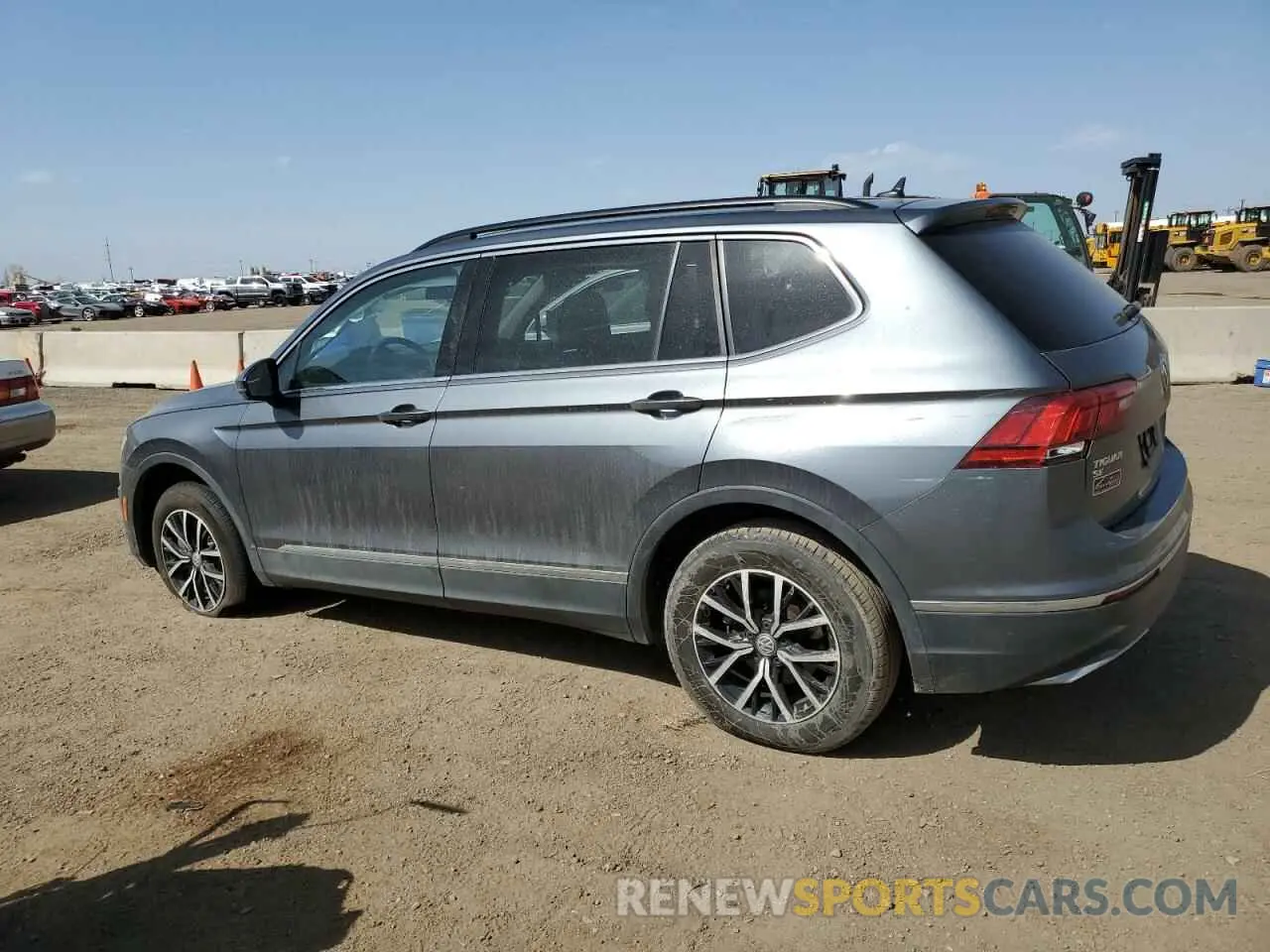 2 Photograph of a damaged car 3VV2B7AX3MM092118 VOLKSWAGEN TIGUAN 2021