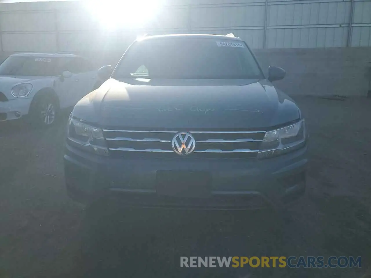 5 Photograph of a damaged car 3VV2B7AX3MM129166 VOLKSWAGEN TIGUAN 2021