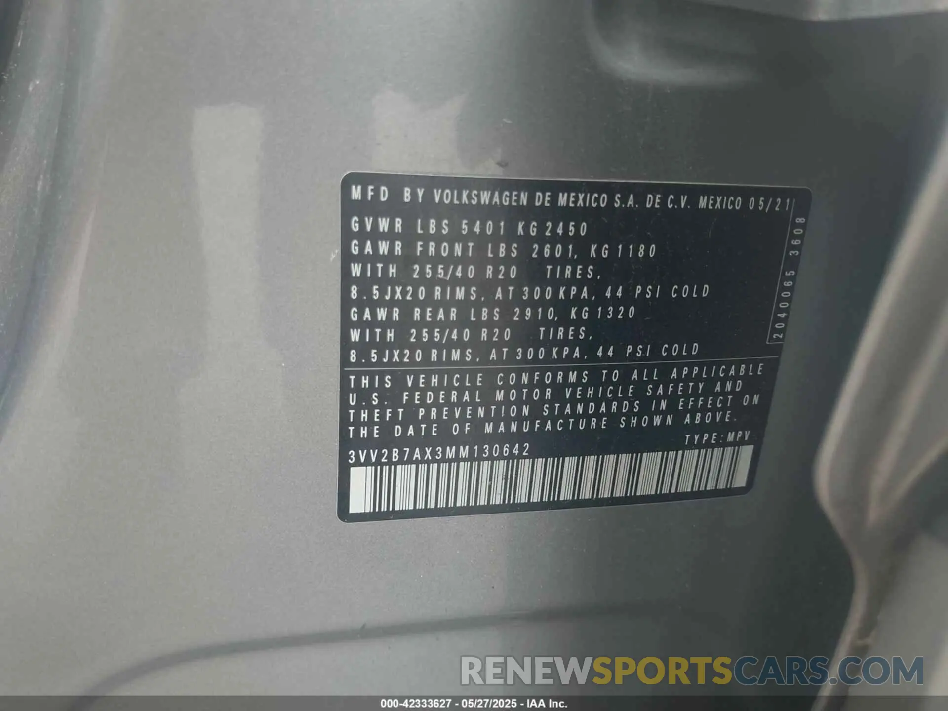 9 Photograph of a damaged car 3VV2B7AX3MM130642 VOLKSWAGEN TIGUAN 2021