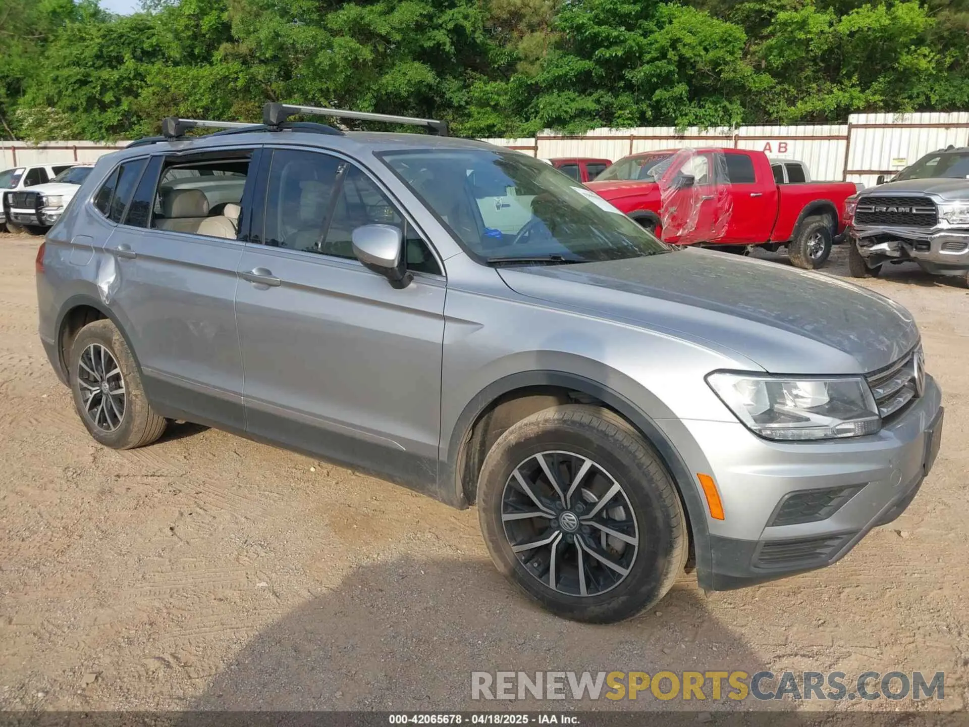 1 Photograph of a damaged car 3VV2B7AX3MM139910 VOLKSWAGEN TIGUAN 2021