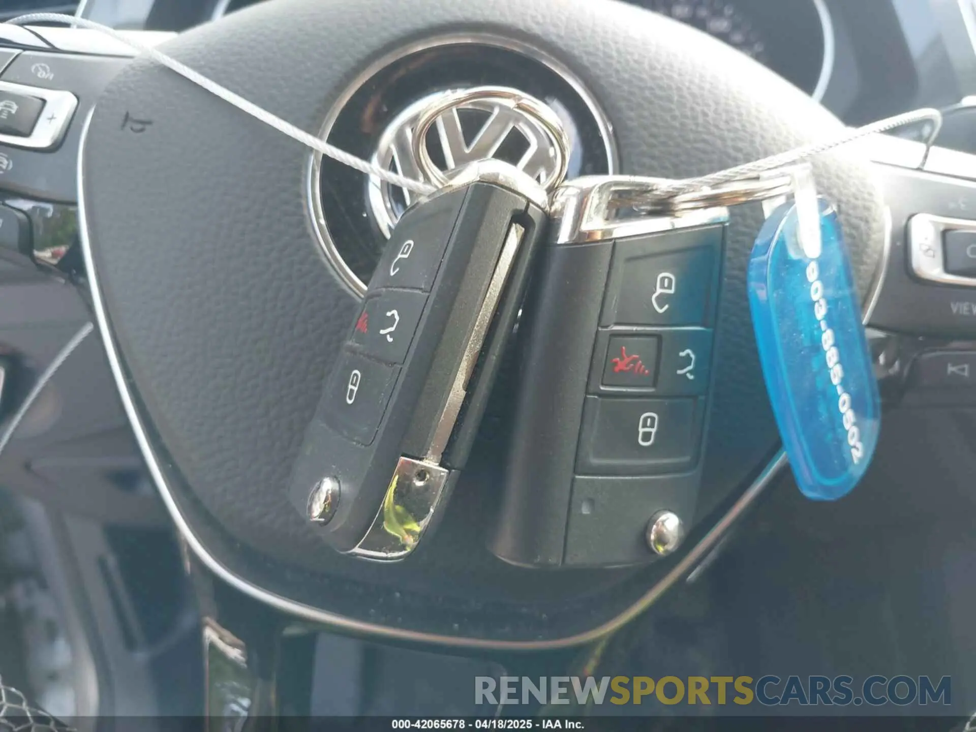 11 Photograph of a damaged car 3VV2B7AX3MM139910 VOLKSWAGEN TIGUAN 2021