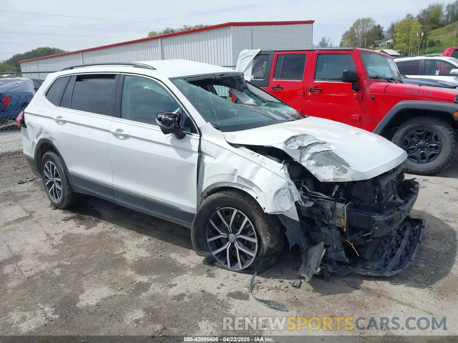 1 Photograph of a damaged car 3VV2B7AX4MM044806 VOLKSWAGEN TIGUAN 2021
