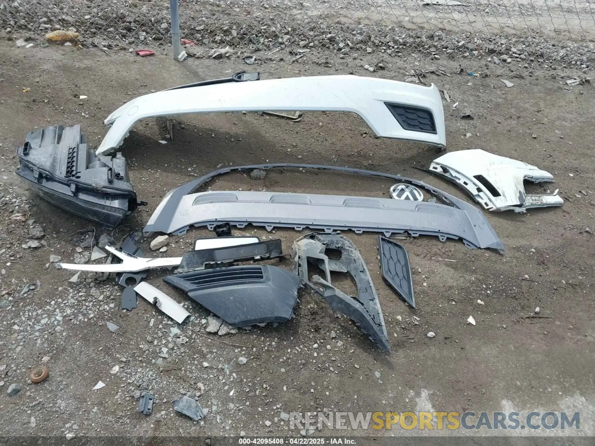 12 Photograph of a damaged car 3VV2B7AX4MM044806 VOLKSWAGEN TIGUAN 2021