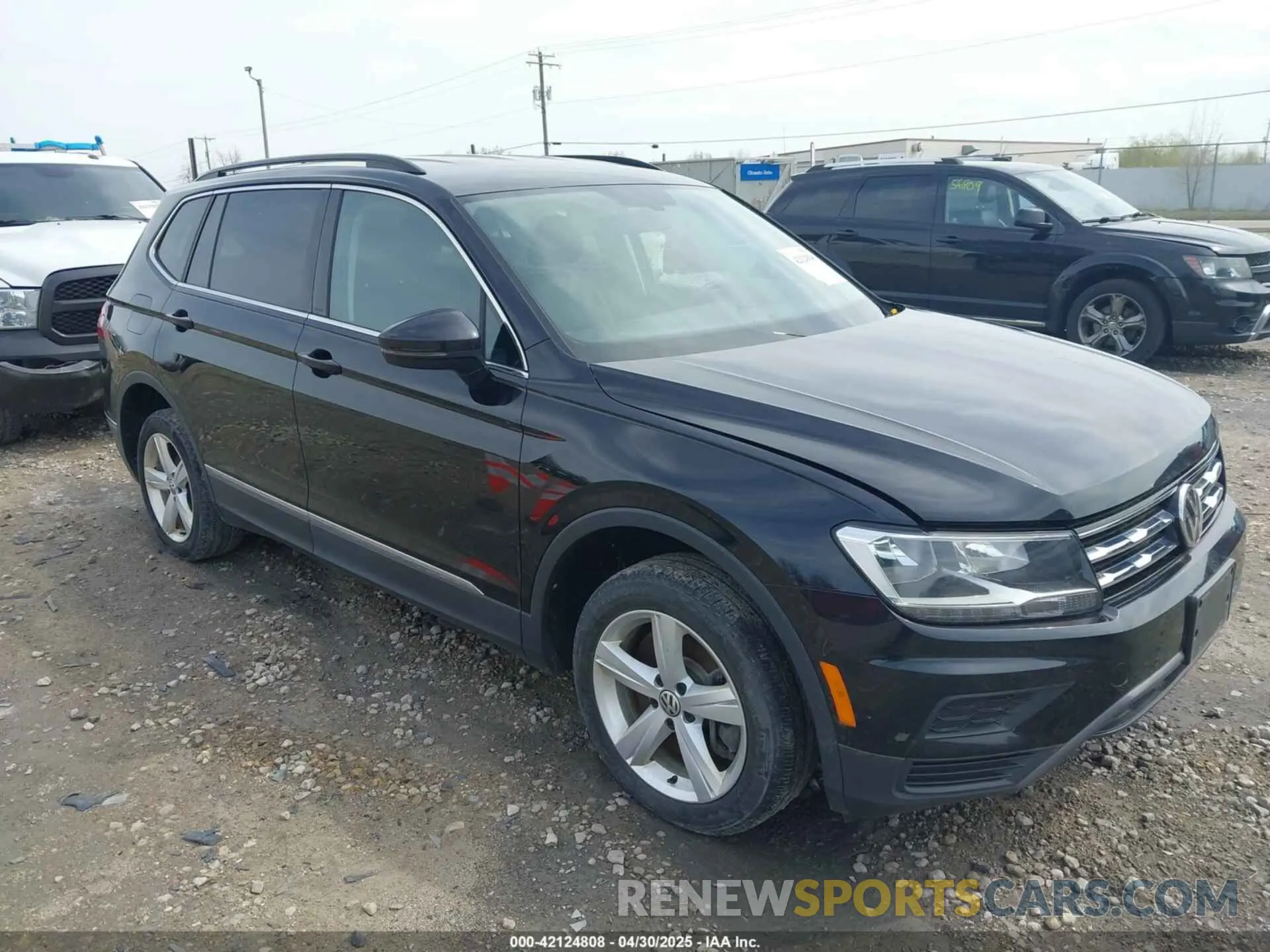 1 Photograph of a damaged car 3VV2B7AX4MM050282 VOLKSWAGEN TIGUAN 2021