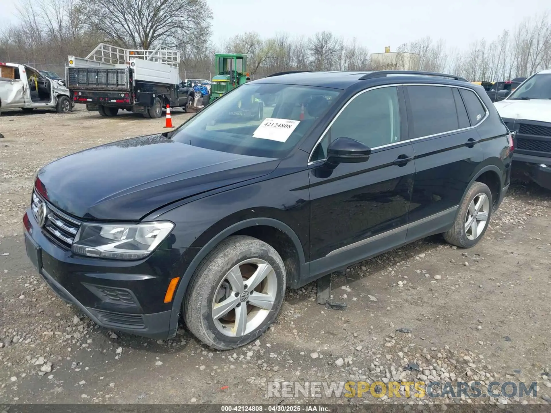 2 Photograph of a damaged car 3VV2B7AX4MM050282 VOLKSWAGEN TIGUAN 2021