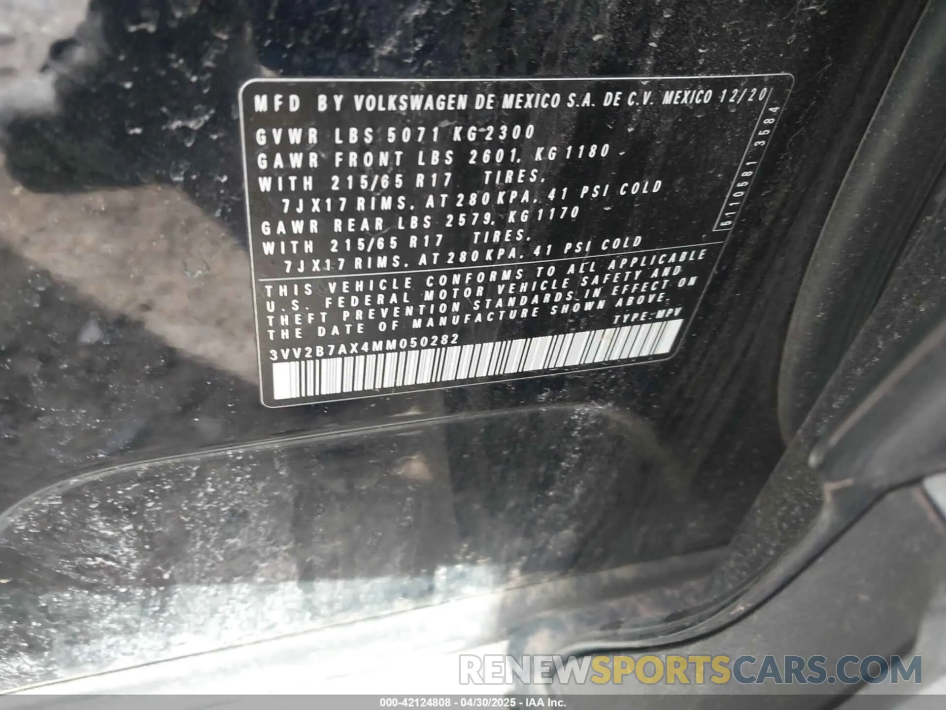 9 Photograph of a damaged car 3VV2B7AX4MM050282 VOLKSWAGEN TIGUAN 2021