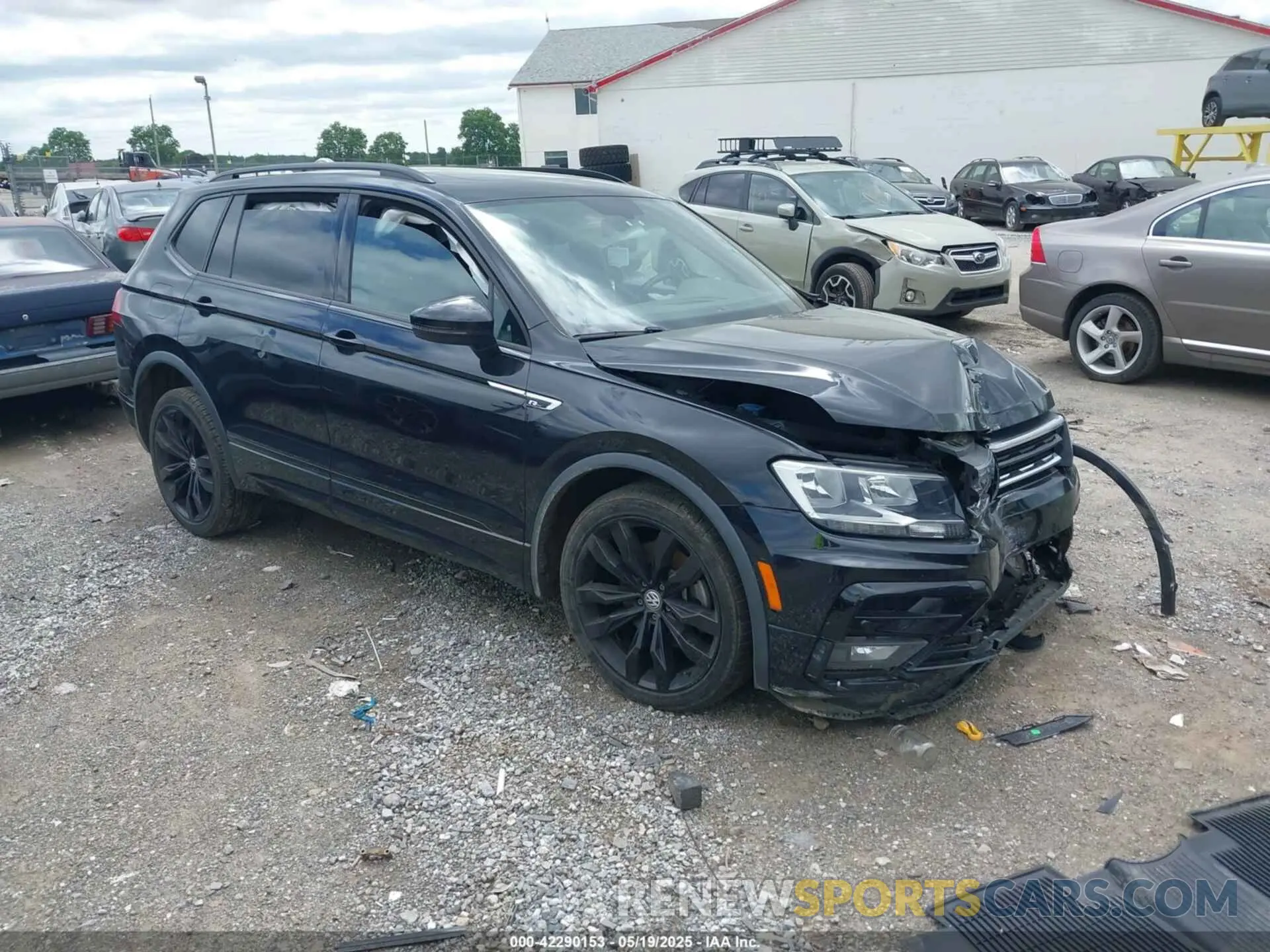 1 Photograph of a damaged car 3VV2B7AX4MM111887 VOLKSWAGEN TIGUAN 2021
