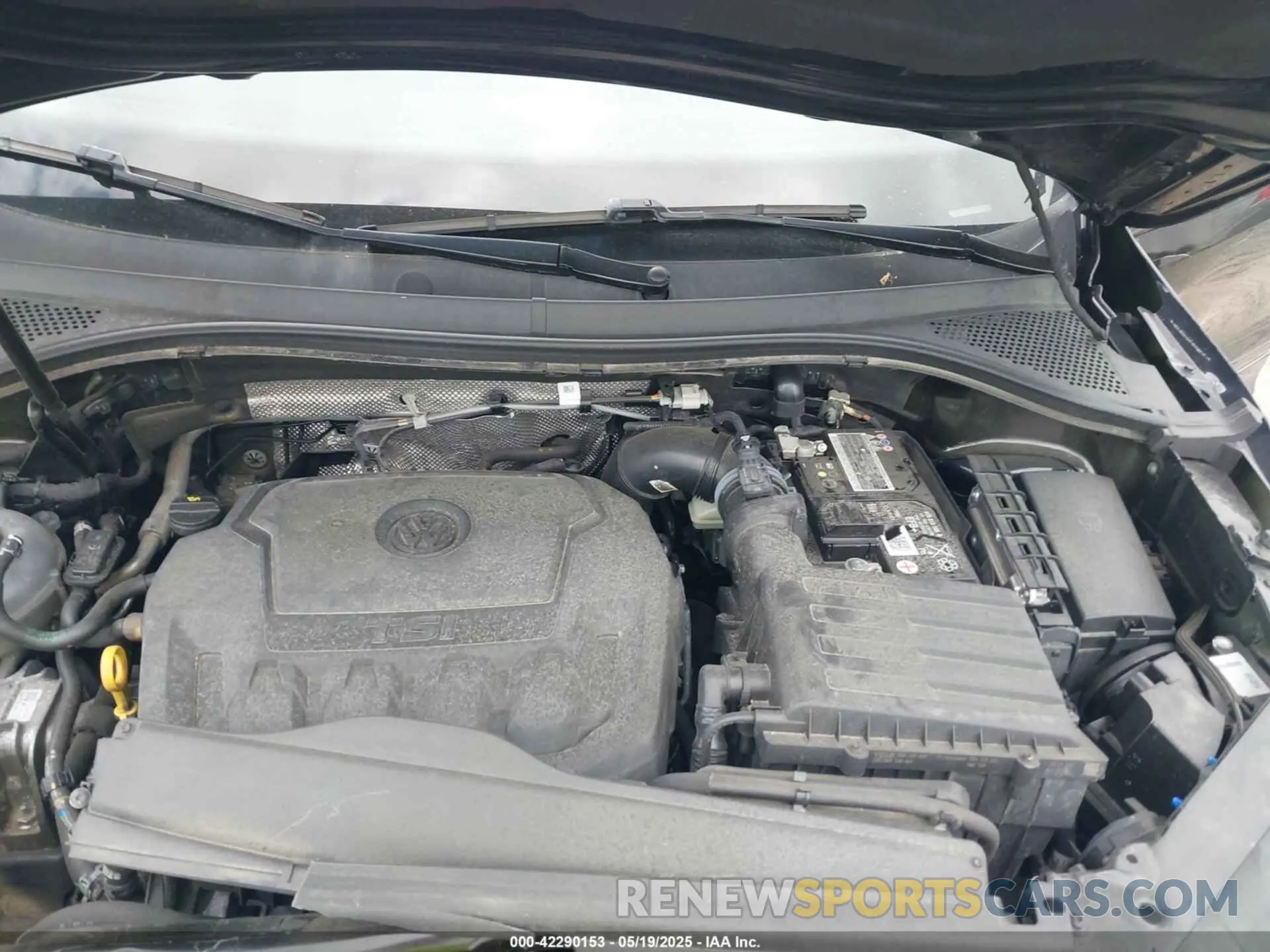 10 Photograph of a damaged car 3VV2B7AX4MM111887 VOLKSWAGEN TIGUAN 2021