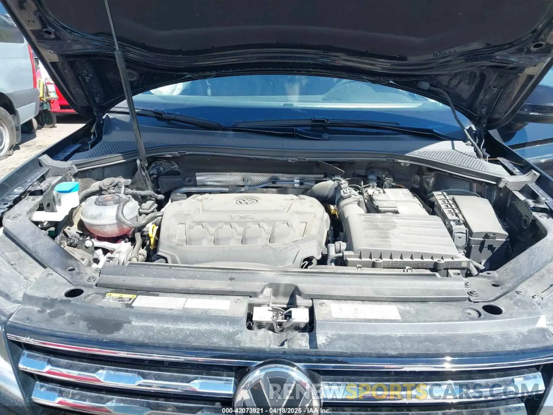 10 Photograph of a damaged car 3VV2B7AX4MM121545 VOLKSWAGEN TIGUAN 2021