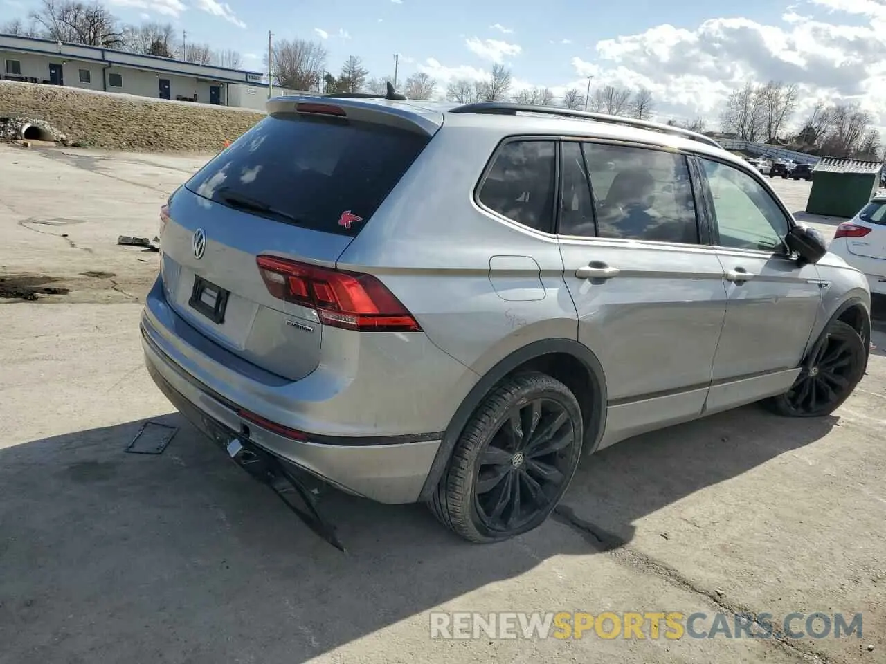 3 Photograph of a damaged car 3VV2B7AX4MM149636 VOLKSWAGEN TIGUAN 2021