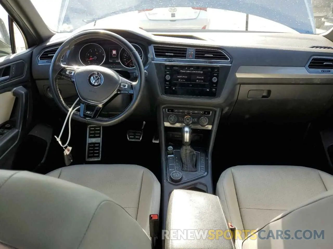 8 Photograph of a damaged car 3VV2B7AX4MM149636 VOLKSWAGEN TIGUAN 2021