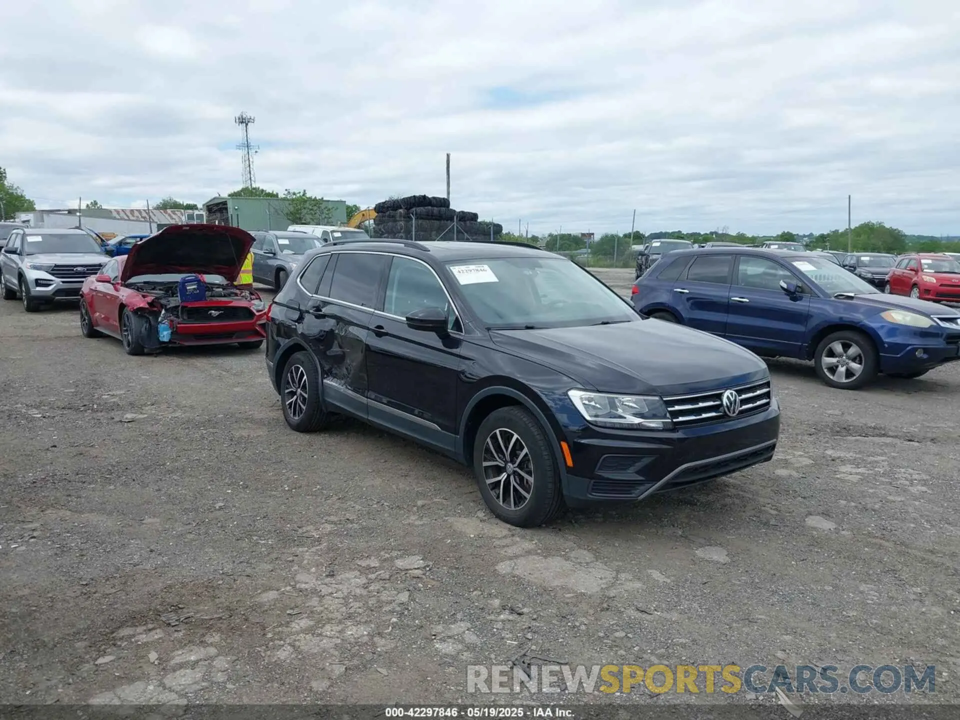 1 Photograph of a damaged car 3VV2B7AX4MM159373 VOLKSWAGEN TIGUAN 2021