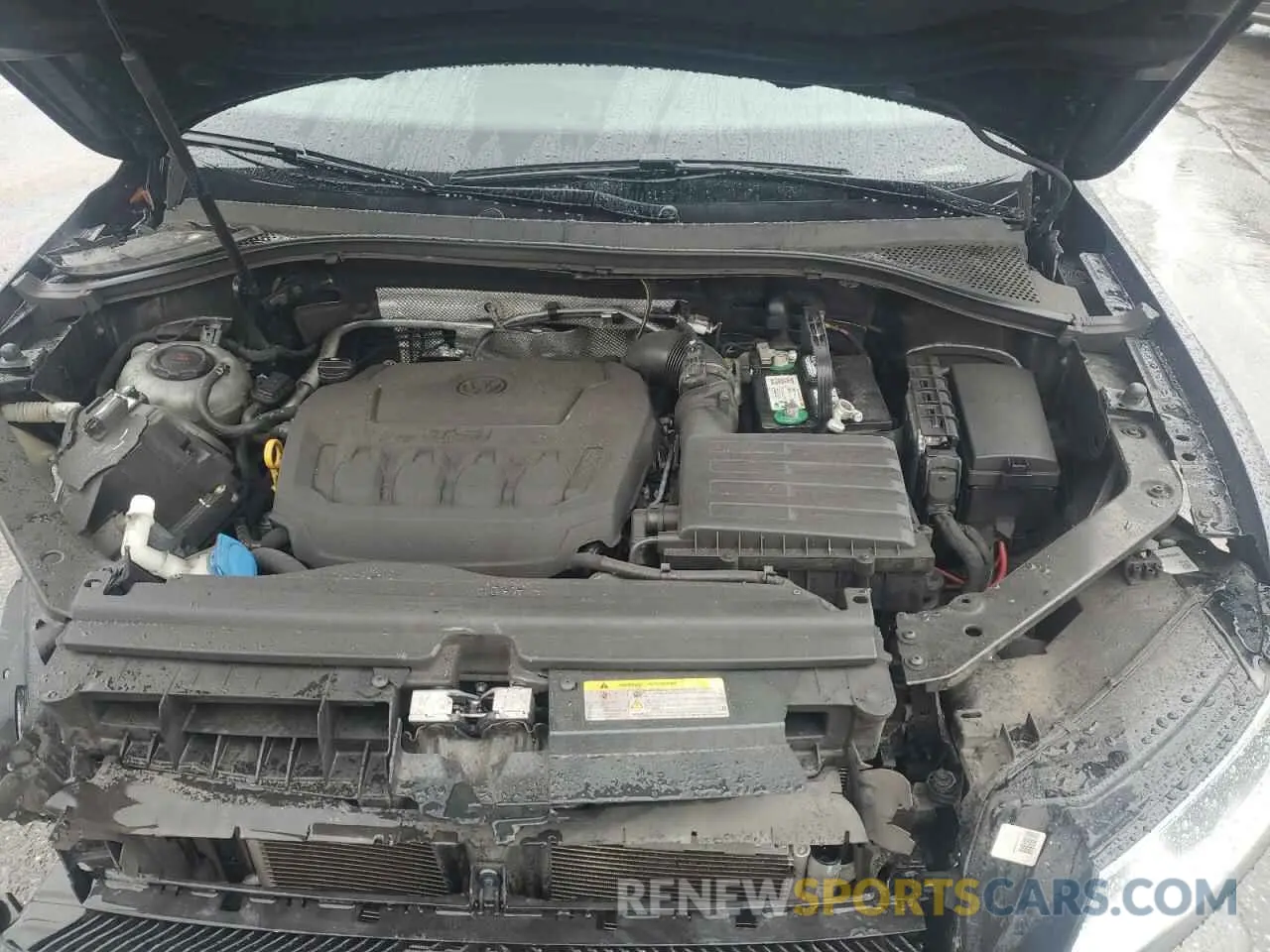 12 Photograph of a damaged car 3VV2B7AX5MM058164 VOLKSWAGEN TIGUAN 2021