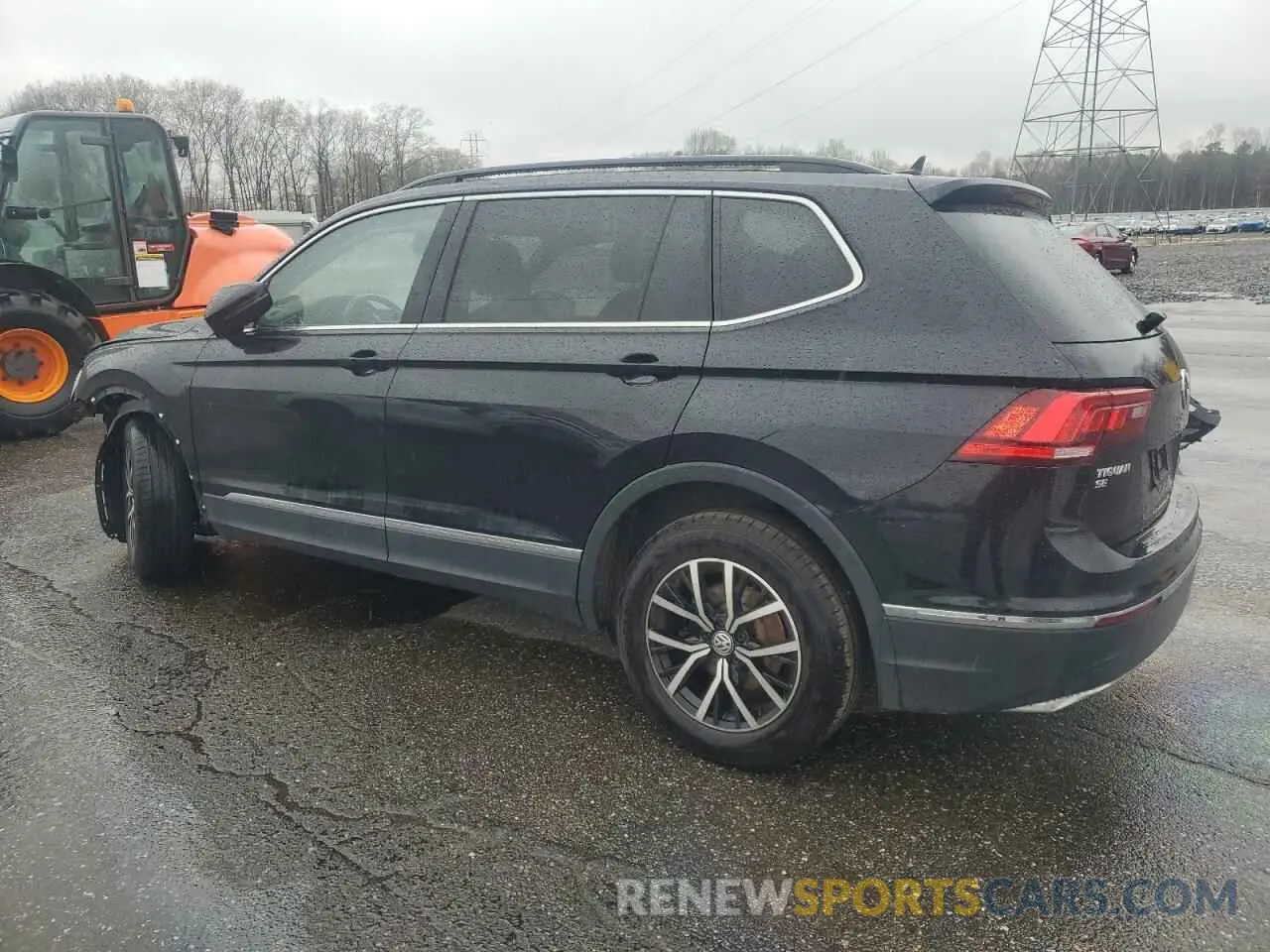 2 Photograph of a damaged car 3VV2B7AX5MM058164 VOLKSWAGEN TIGUAN 2021