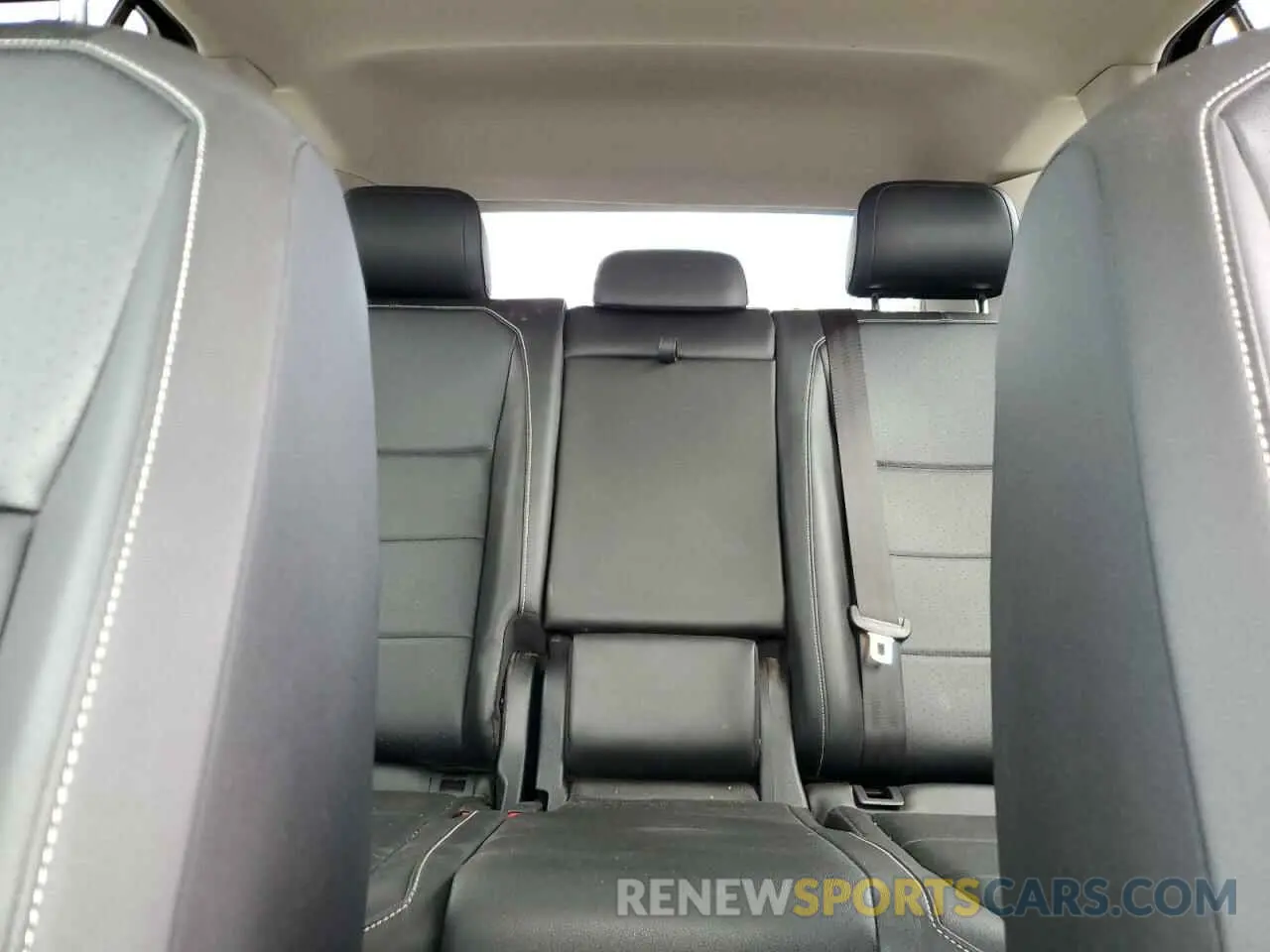 10 Photograph of a damaged car 3VV2B7AX5MM083355 VOLKSWAGEN TIGUAN 2021
