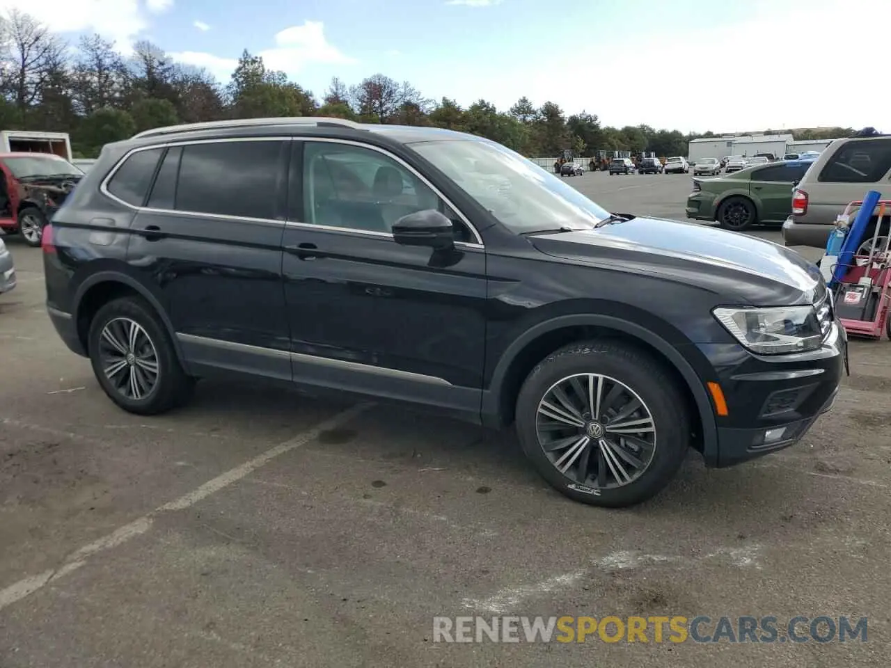 4 Photograph of a damaged car 3VV2B7AX5MM083355 VOLKSWAGEN TIGUAN 2021