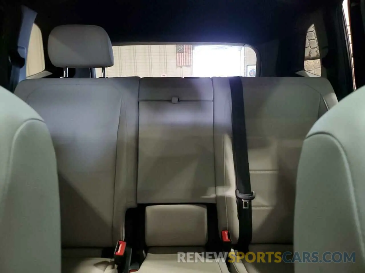 10 Photograph of a damaged car 3VV2B7AX5MM120386 VOLKSWAGEN TIGUAN 2021