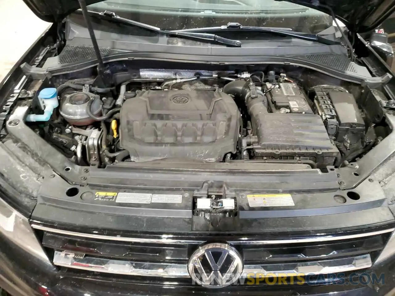 14 Photograph of a damaged car 3VV2B7AX5MM120386 VOLKSWAGEN TIGUAN 2021