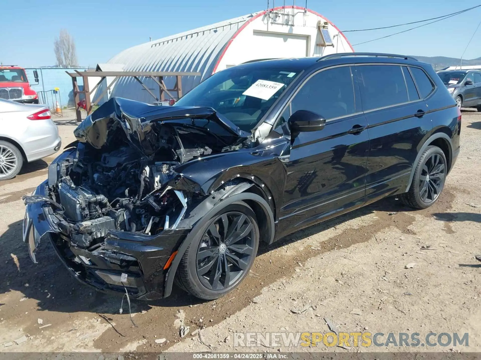 2 Photograph of a damaged car 3VV2B7AX5MM140654 VOLKSWAGEN TIGUAN 2021