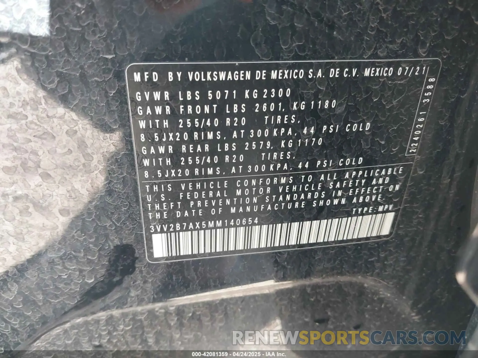 9 Photograph of a damaged car 3VV2B7AX5MM140654 VOLKSWAGEN TIGUAN 2021