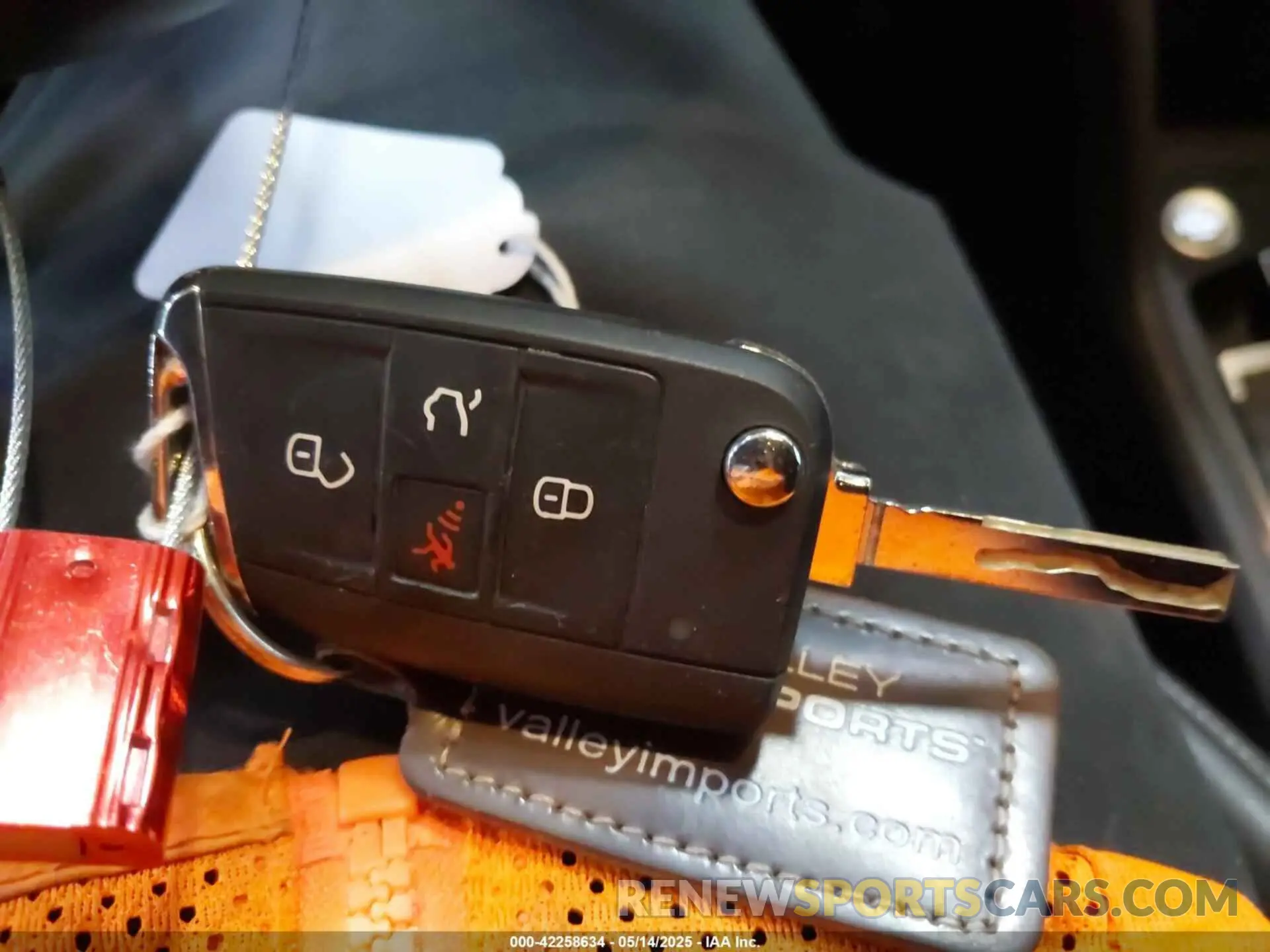 11 Photograph of a damaged car 3VV2B7AX5MM142338 VOLKSWAGEN TIGUAN 2021