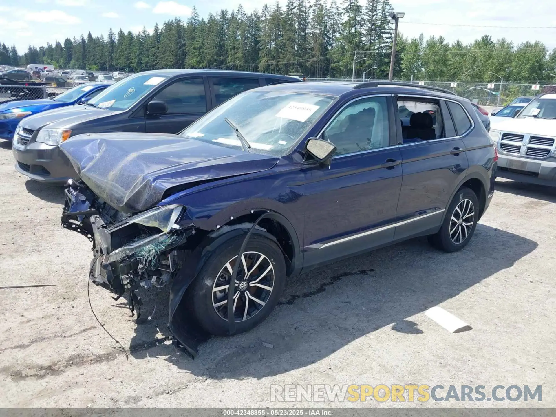 2 Photograph of a damaged car 3VV2B7AX6MM067004 VOLKSWAGEN TIGUAN 2021