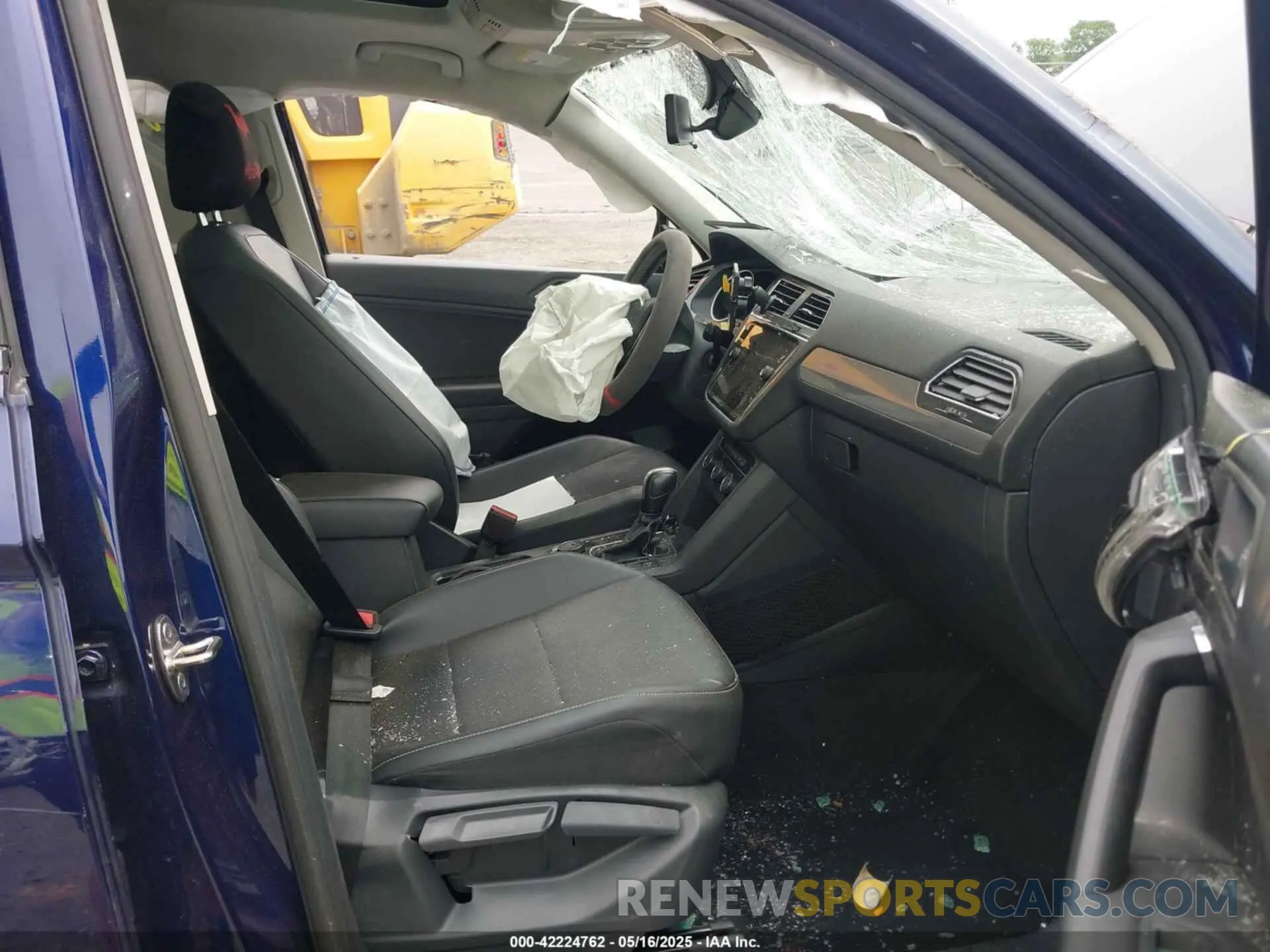 5 Photograph of a damaged car 3VV2B7AX6MM078293 VOLKSWAGEN TIGUAN 2021
