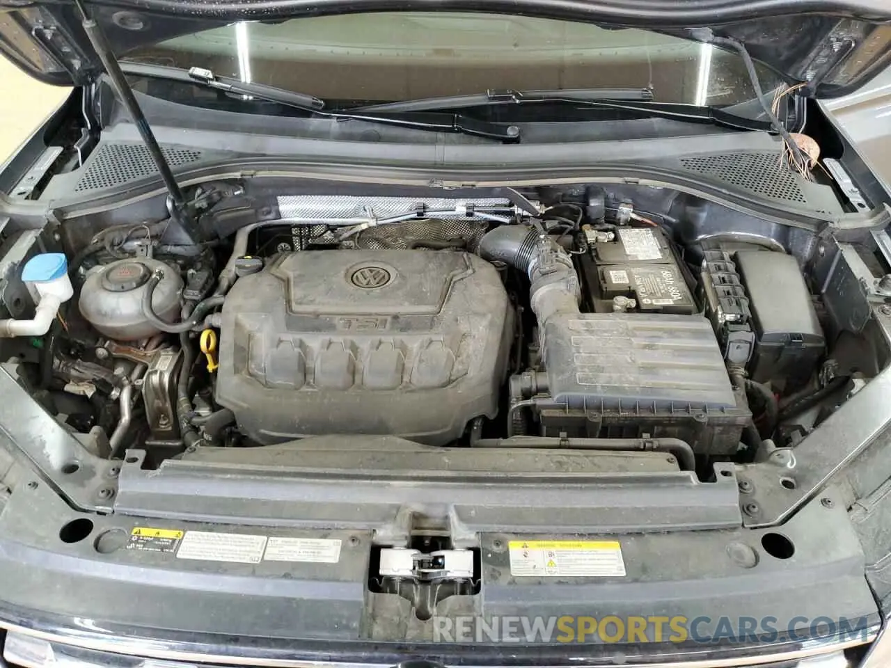 12 Photograph of a damaged car 3VV2B7AX6MM086605 VOLKSWAGEN TIGUAN 2021