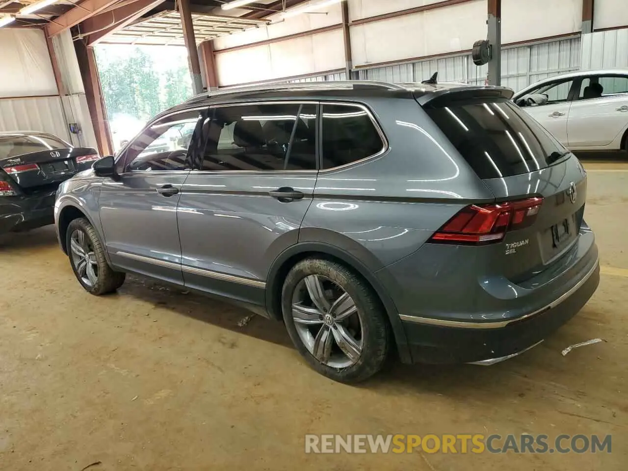 2 Photograph of a damaged car 3VV2B7AX6MM086605 VOLKSWAGEN TIGUAN 2021