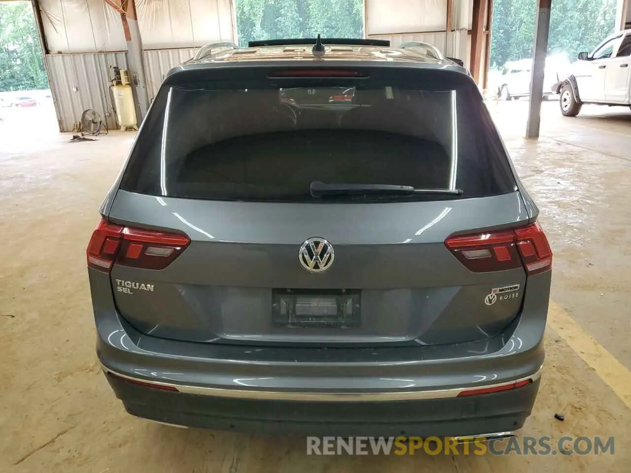 6 Photograph of a damaged car 3VV2B7AX6MM086605 VOLKSWAGEN TIGUAN 2021