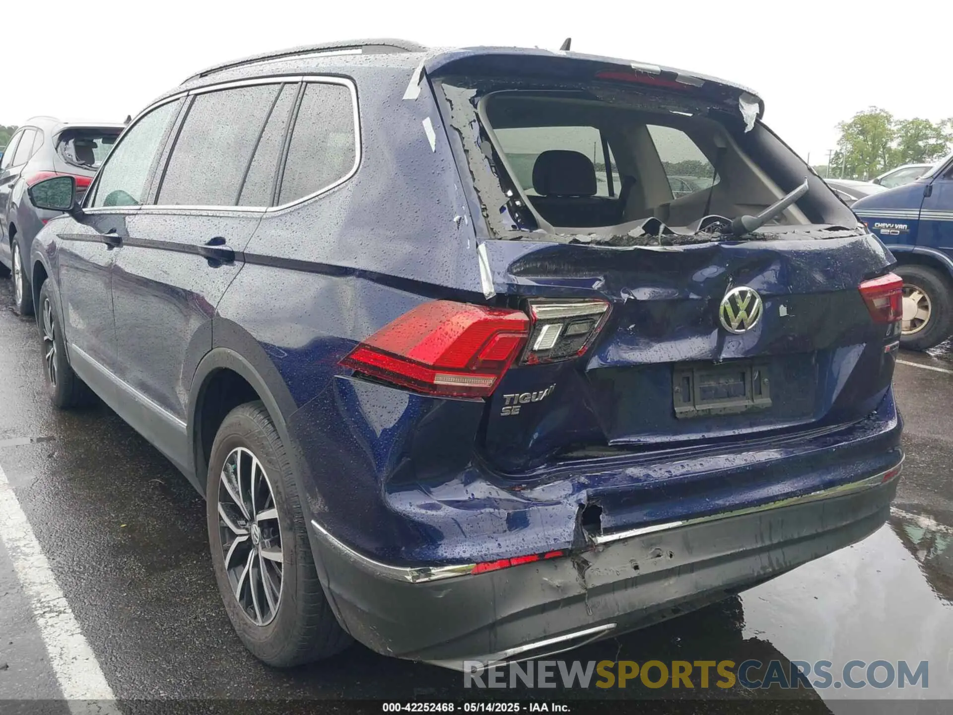 3 Photograph of a damaged car 3VV2B7AX6MM093344 VOLKSWAGEN TIGUAN 2021