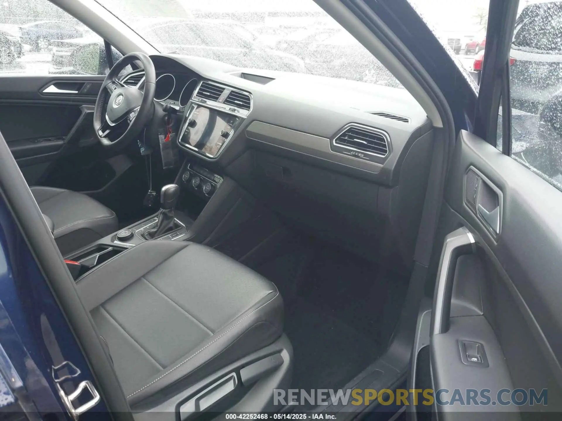 5 Photograph of a damaged car 3VV2B7AX6MM093344 VOLKSWAGEN TIGUAN 2021