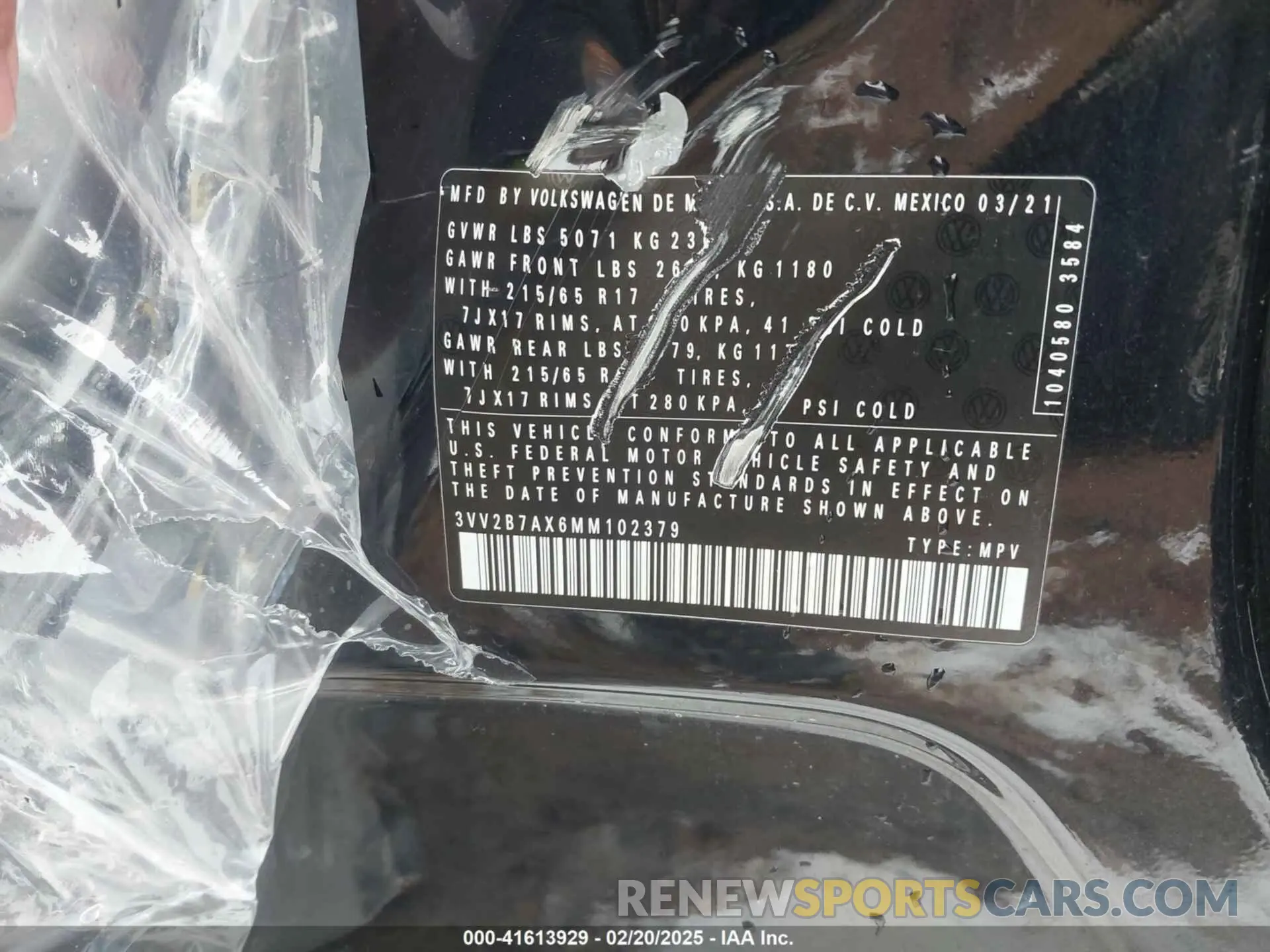 9 Photograph of a damaged car 3VV2B7AX6MM102379 VOLKSWAGEN TIGUAN 2021