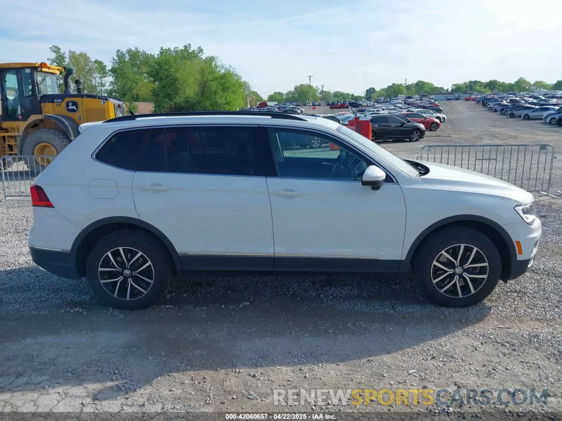 13 Photograph of a damaged car 3VV2B7AX6MM139903 VOLKSWAGEN TIGUAN 2021