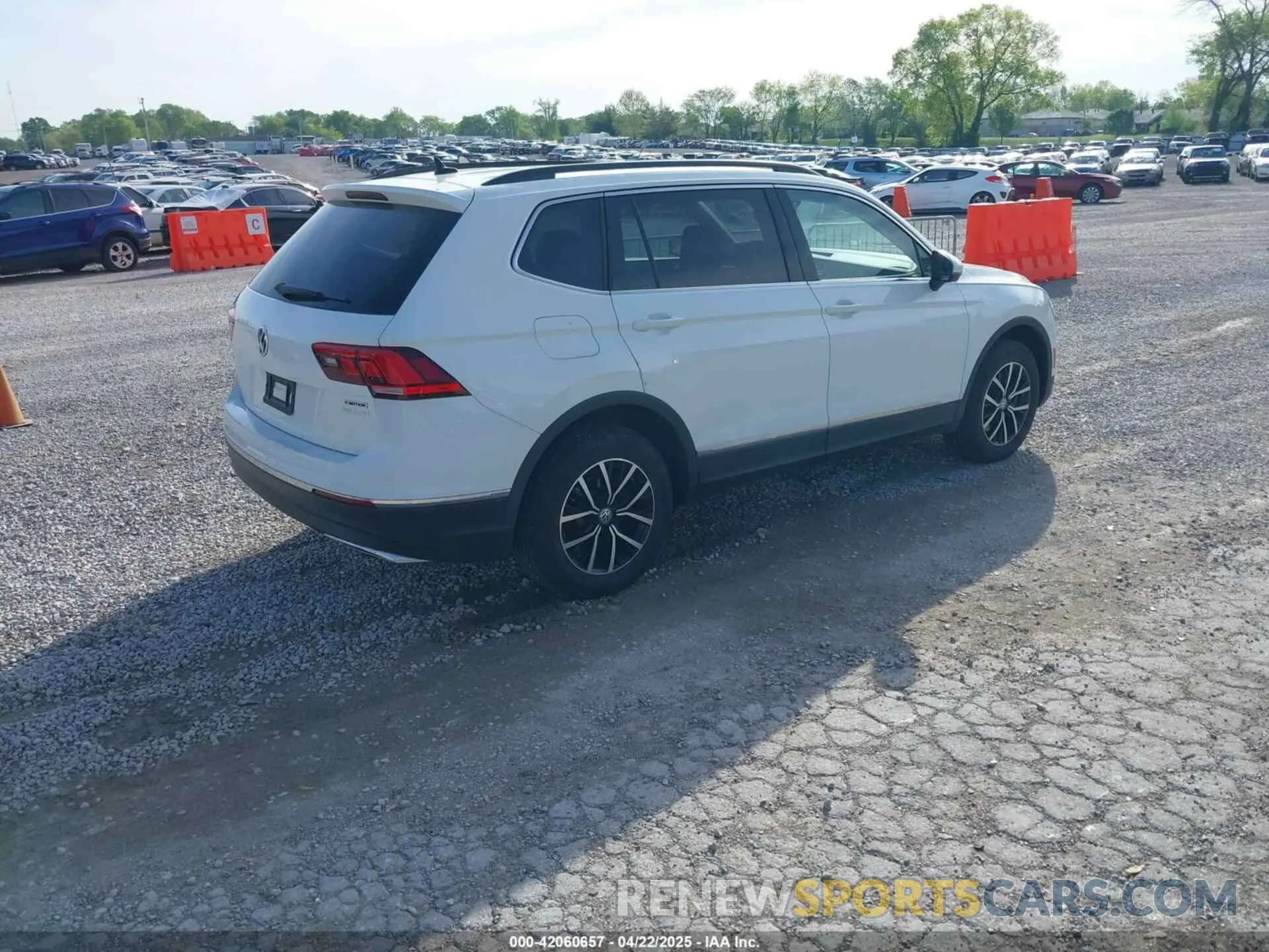 4 Photograph of a damaged car 3VV2B7AX6MM139903 VOLKSWAGEN TIGUAN 2021