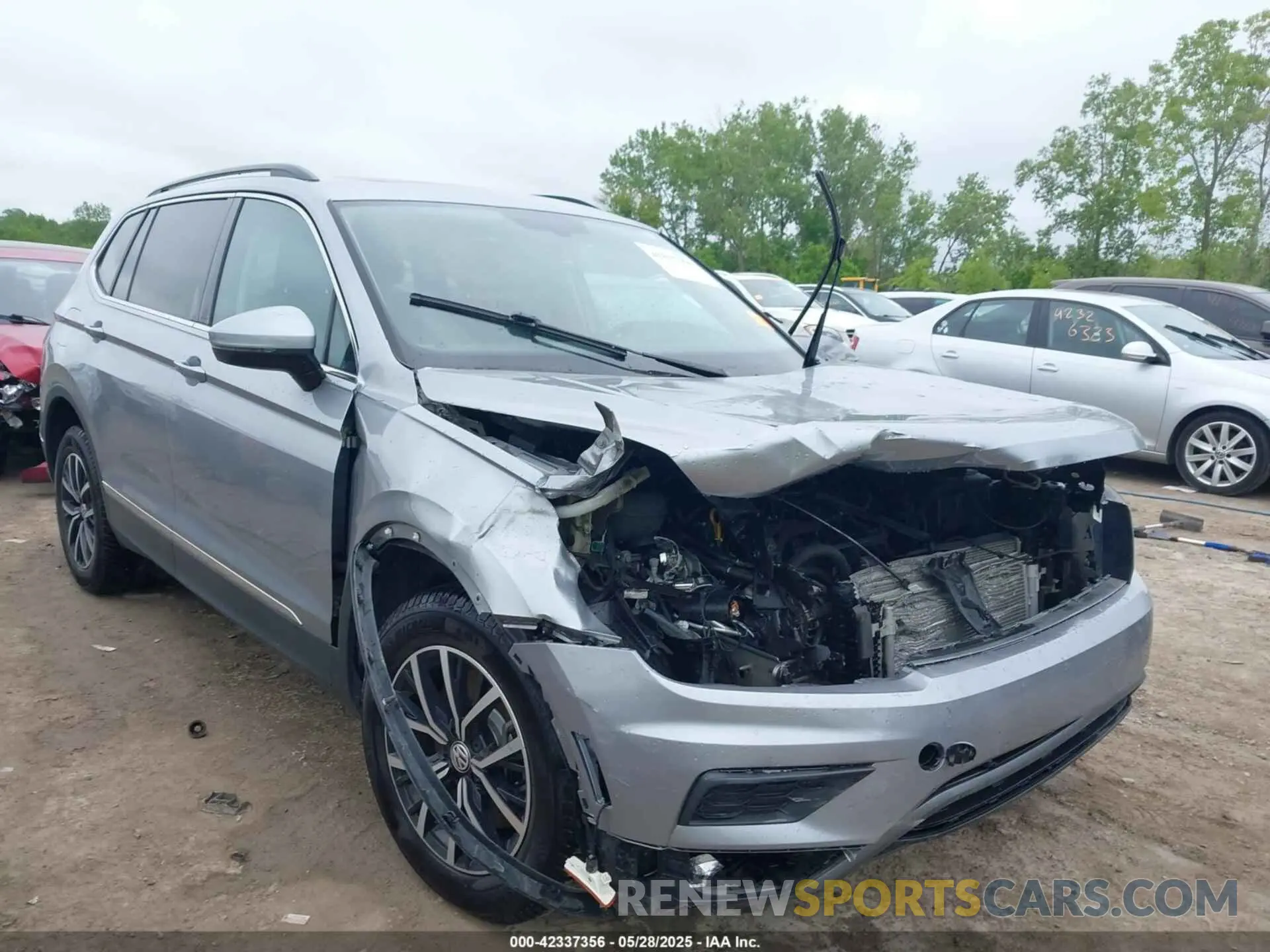 1 Photograph of a damaged car 3VV2B7AX7MM005224 VOLKSWAGEN TIGUAN 2021