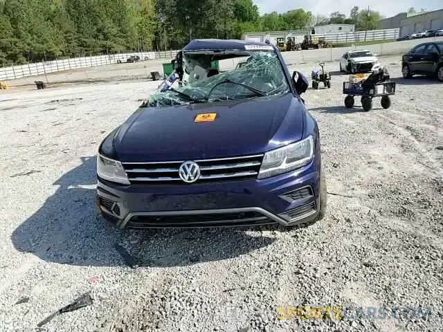 11 Photograph of a damaged car 3VV2B7AX7MM012691 VOLKSWAGEN TIGUAN 2021