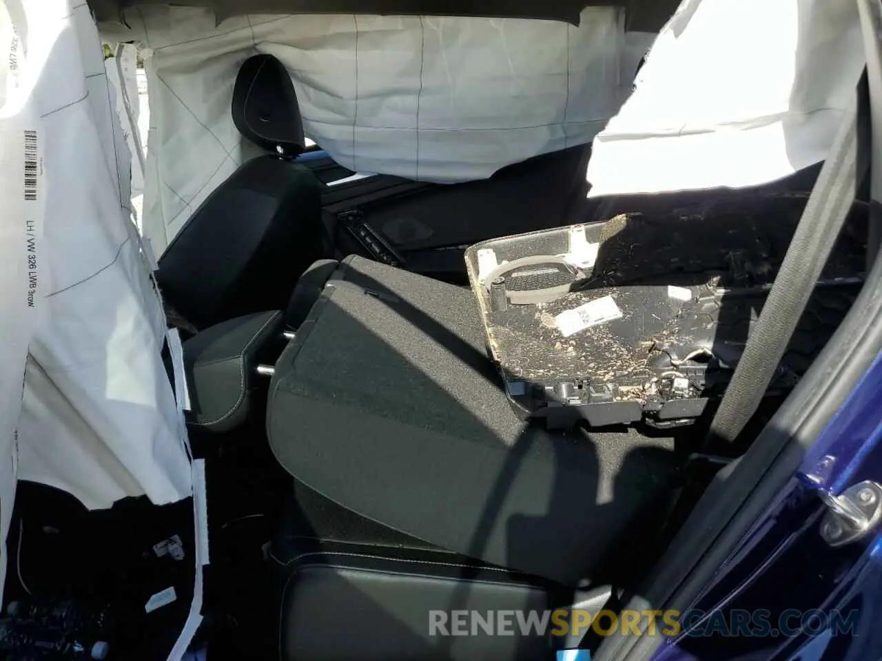 12 Photograph of a damaged car 3VV2B7AX7MM012691 VOLKSWAGEN TIGUAN 2021