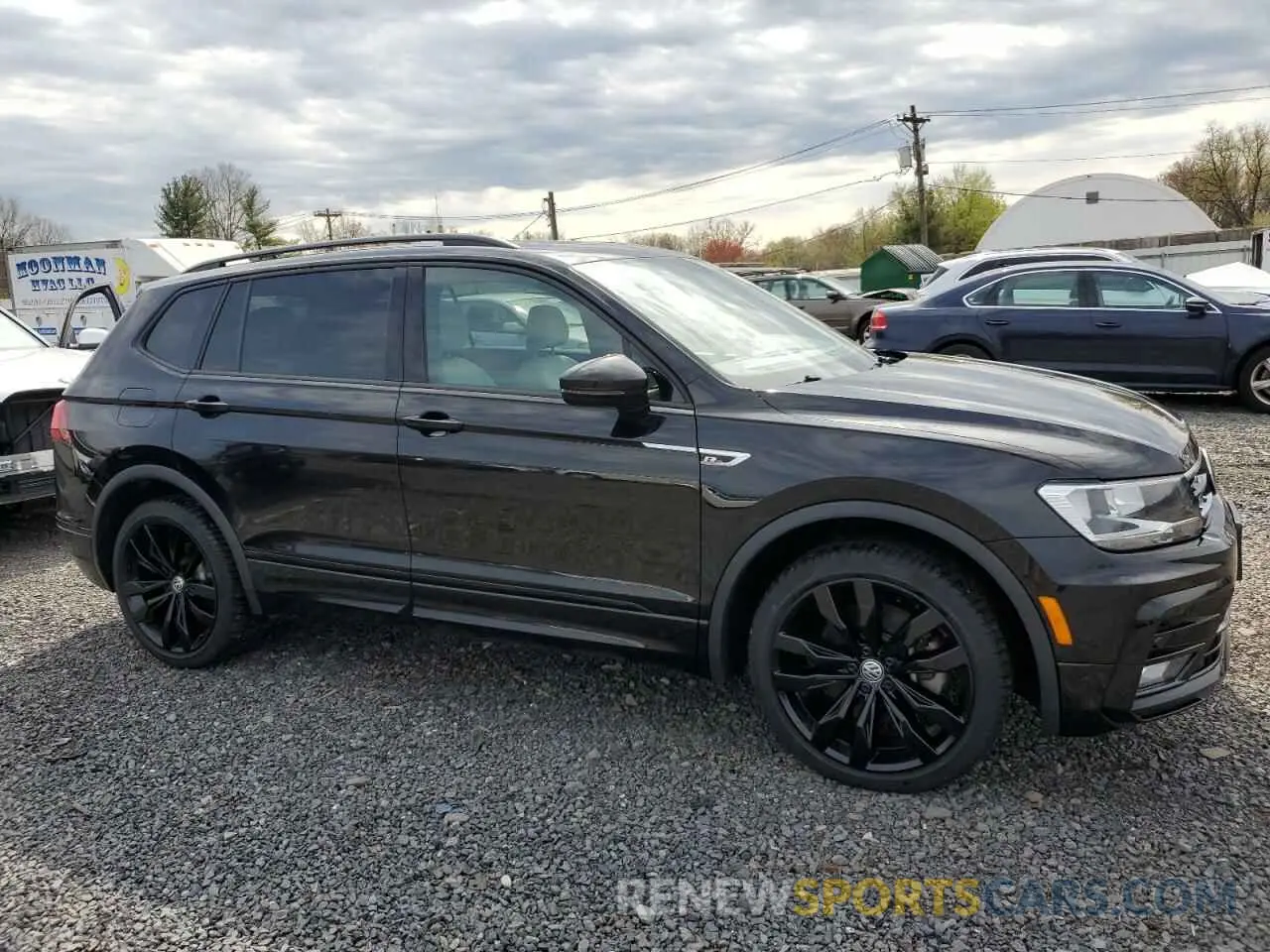 4 Photograph of a damaged car 3VV2B7AX7MM017406 VOLKSWAGEN TIGUAN 2021