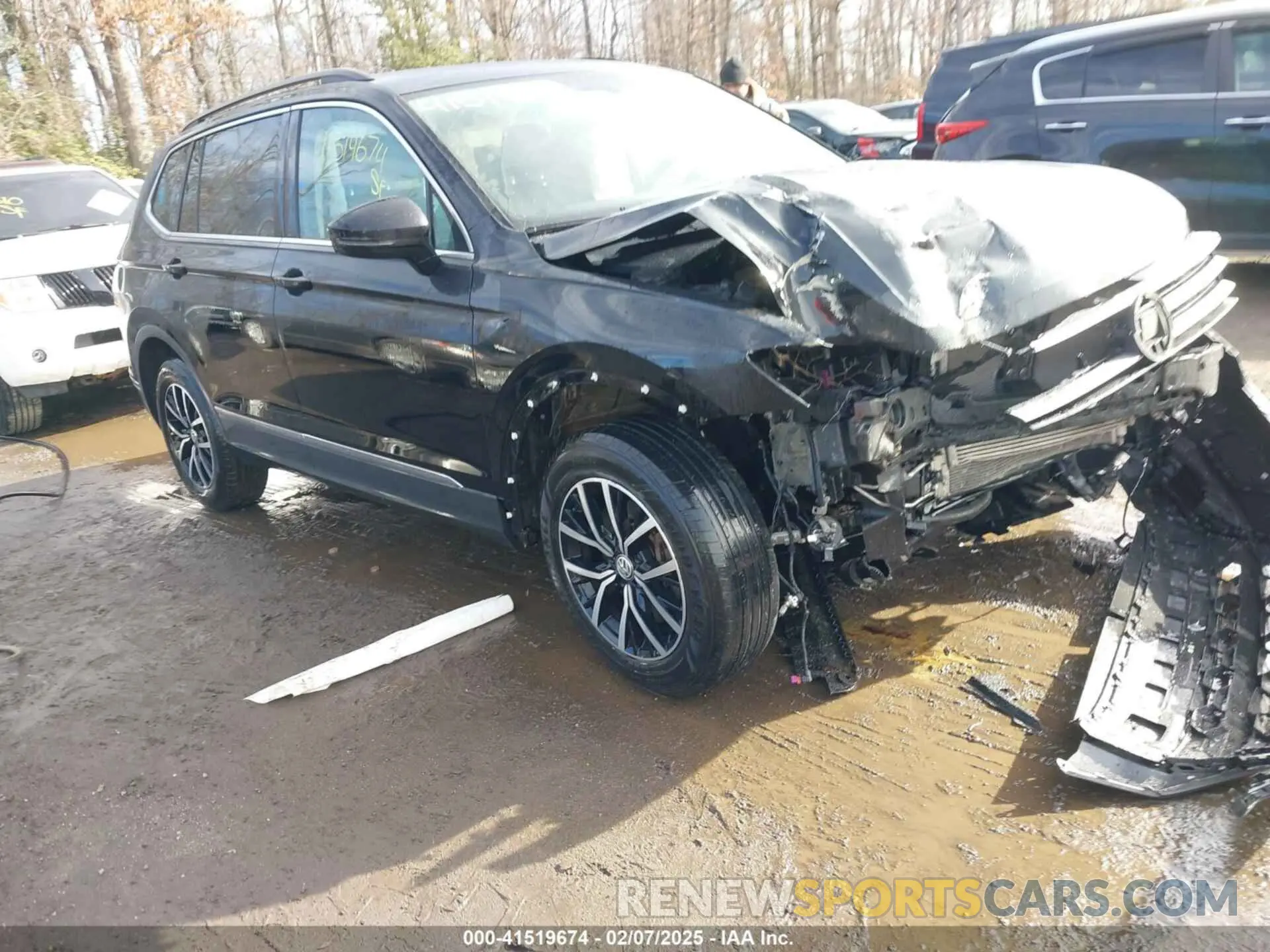 1 Photograph of a damaged car 3VV2B7AX7MM050891 VOLKSWAGEN TIGUAN 2021