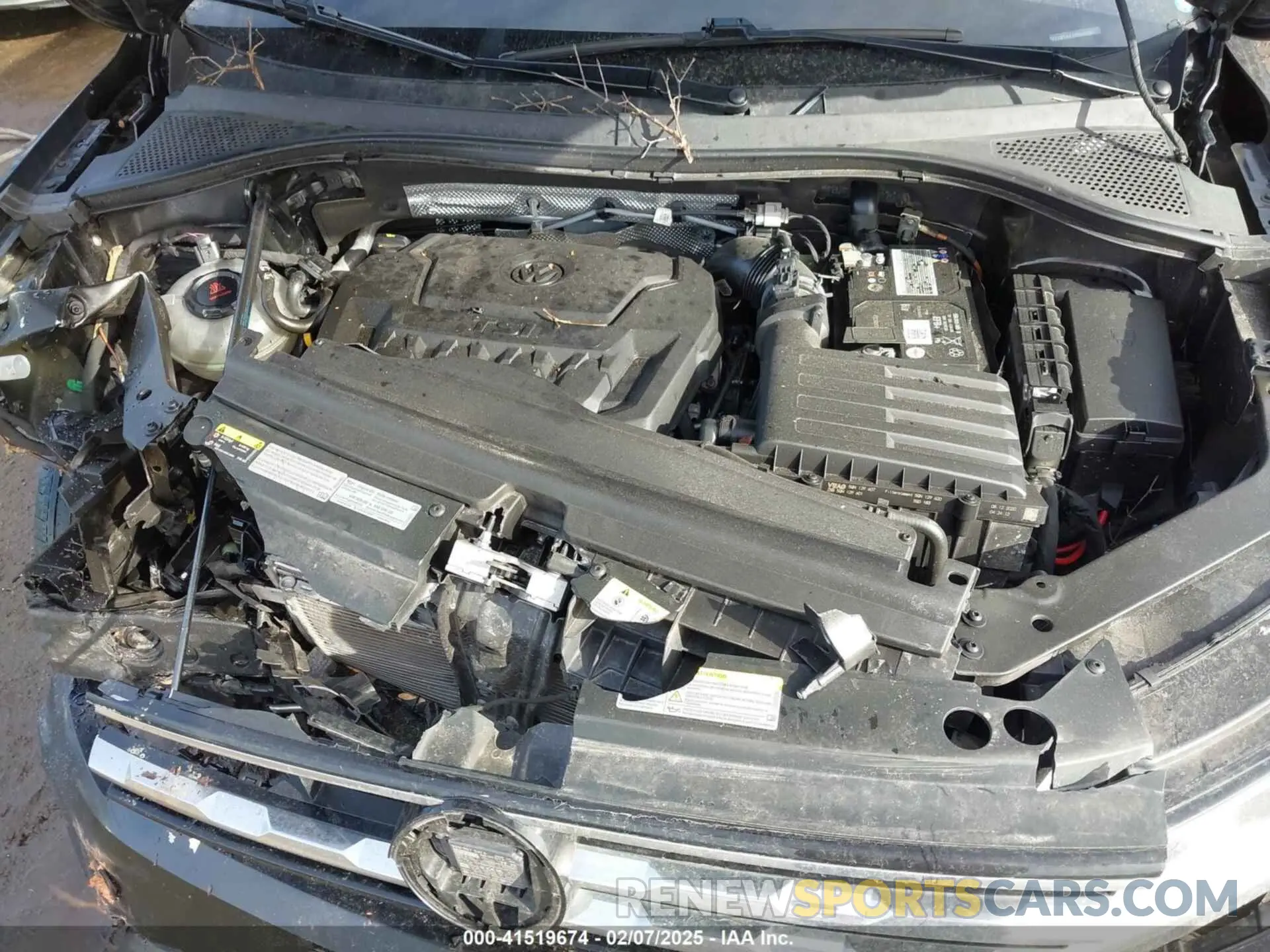 10 Photograph of a damaged car 3VV2B7AX7MM050891 VOLKSWAGEN TIGUAN 2021
