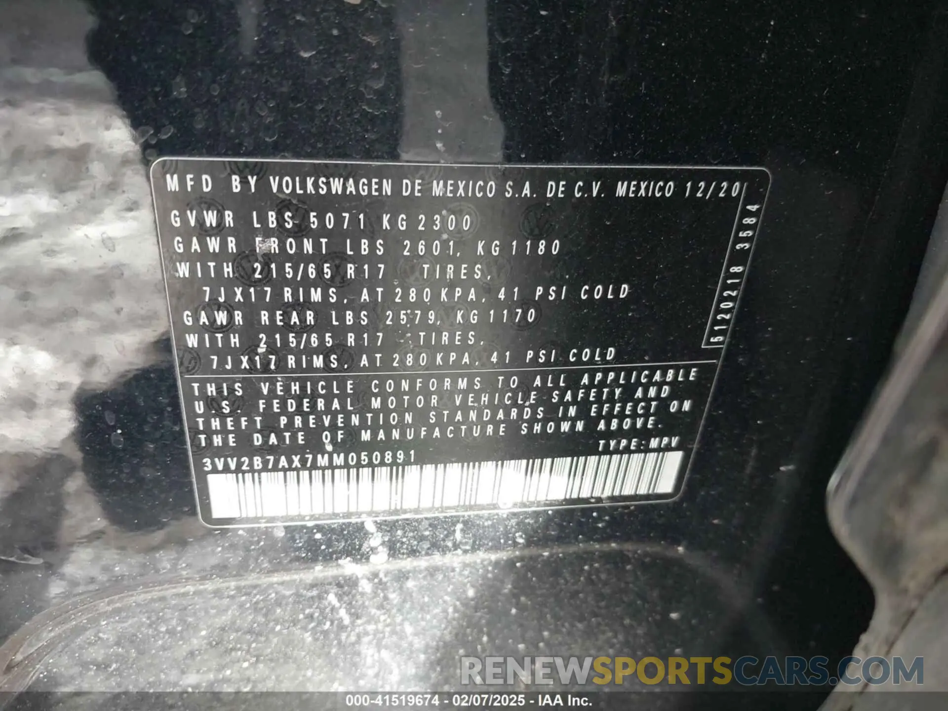 9 Photograph of a damaged car 3VV2B7AX7MM050891 VOLKSWAGEN TIGUAN 2021