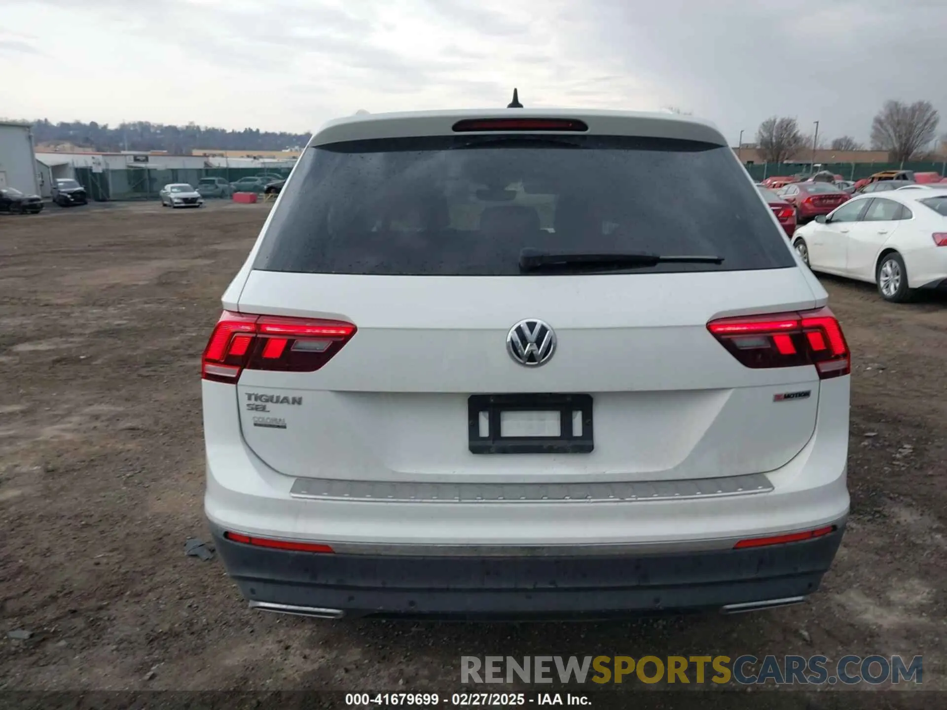 16 Photograph of a damaged car 3VV2B7AX7MM096267 VOLKSWAGEN TIGUAN 2021
