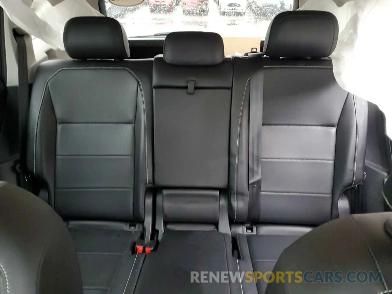 10 Photograph of a damaged car 3VV2B7AX7MM128098 VOLKSWAGEN TIGUAN 2021
