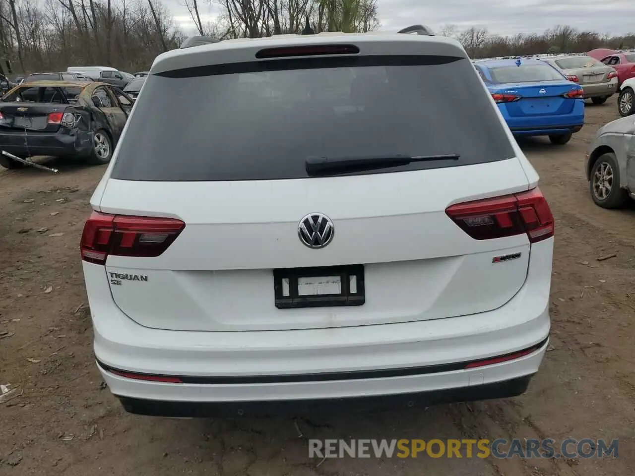 6 Photograph of a damaged car 3VV2B7AX8MM021965 VOLKSWAGEN TIGUAN 2021