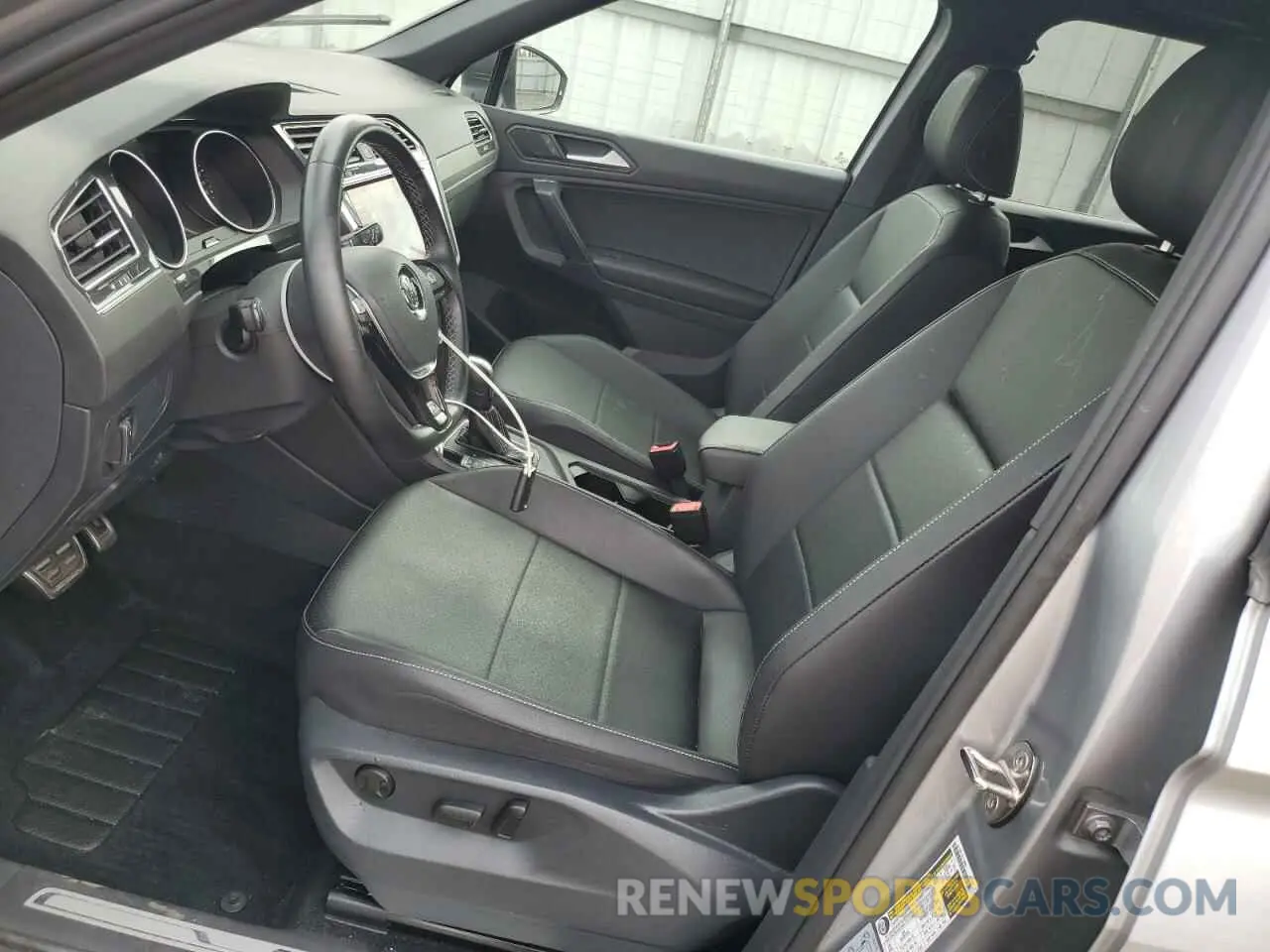 7 Photograph of a damaged car 3VV2B7AX8MM029645 VOLKSWAGEN TIGUAN 2021