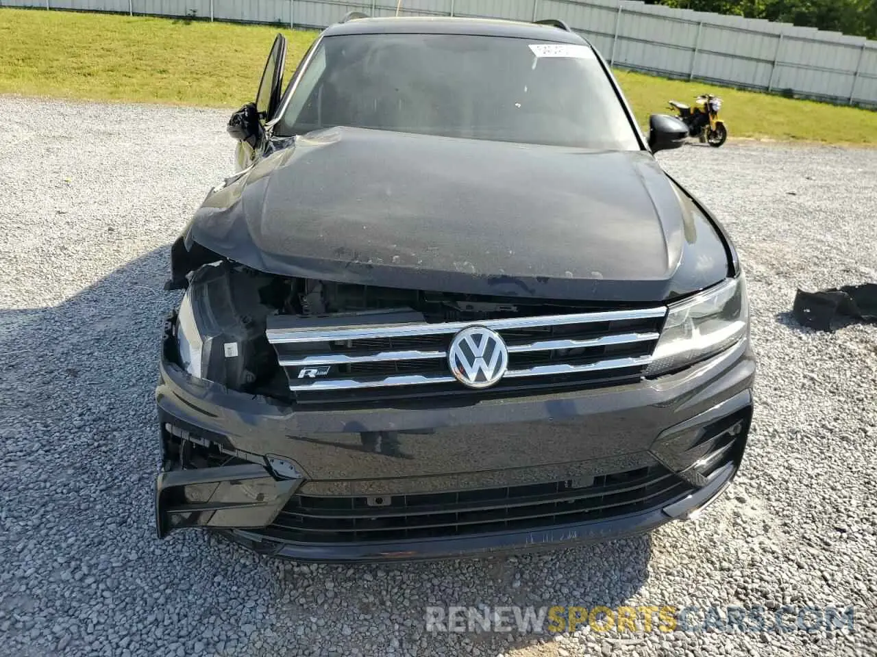 5 Photograph of a damaged car 3VV2B7AX8MM051810 VOLKSWAGEN TIGUAN 2021