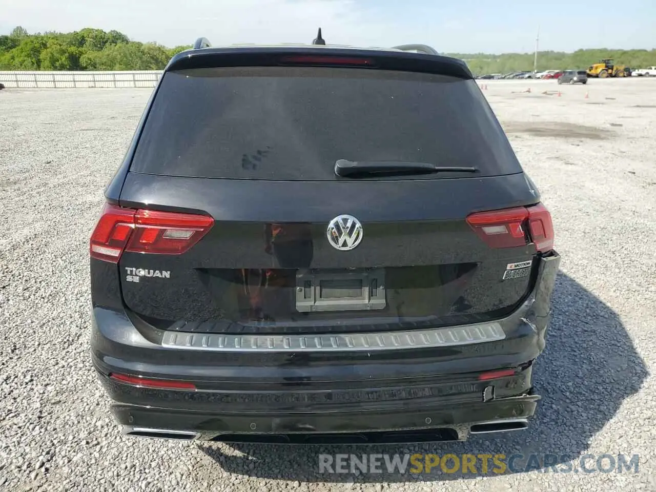 6 Photograph of a damaged car 3VV2B7AX8MM051810 VOLKSWAGEN TIGUAN 2021
