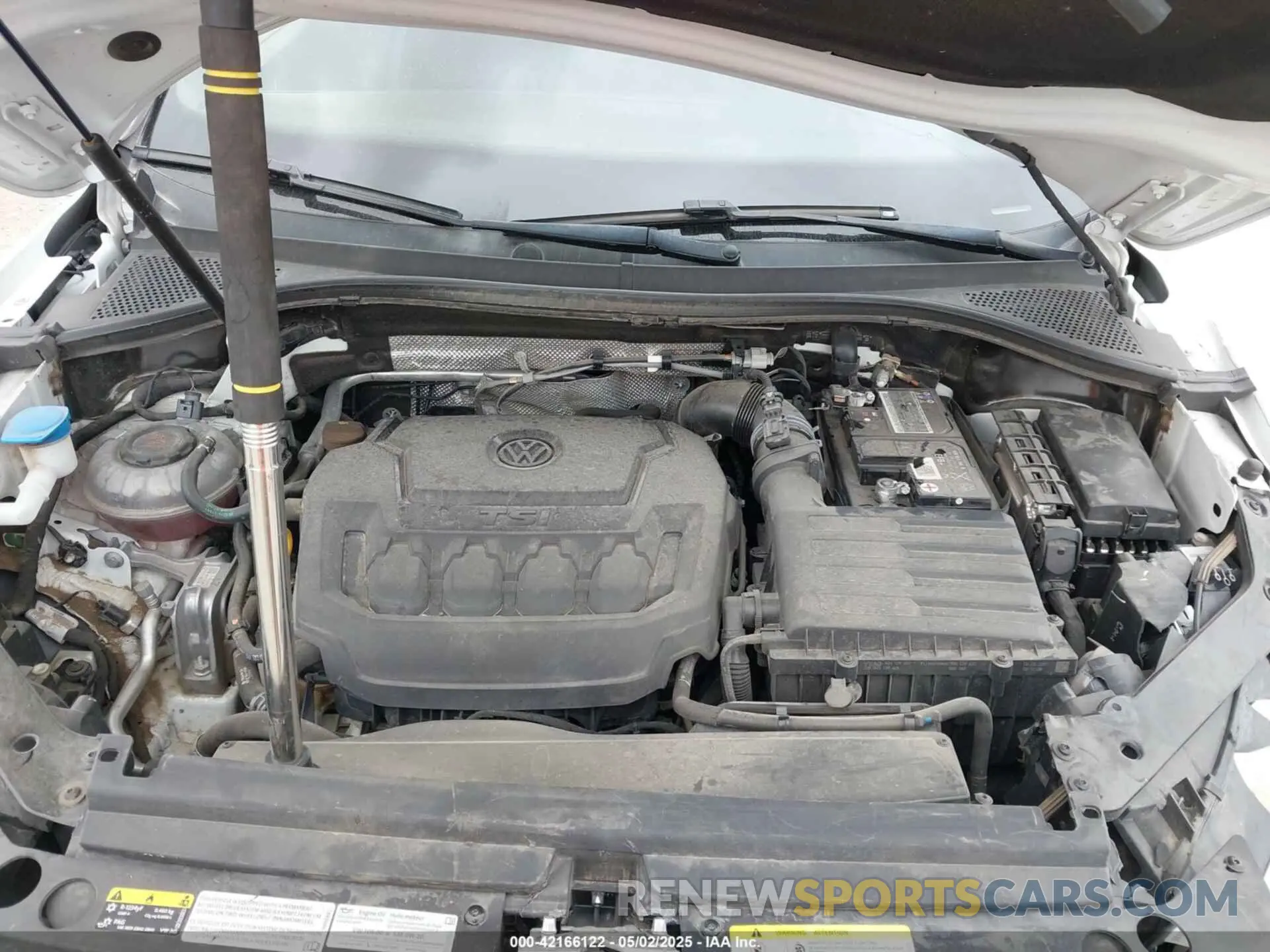 10 Photograph of a damaged car 3VV2B7AX8MM083365 VOLKSWAGEN TIGUAN 2021