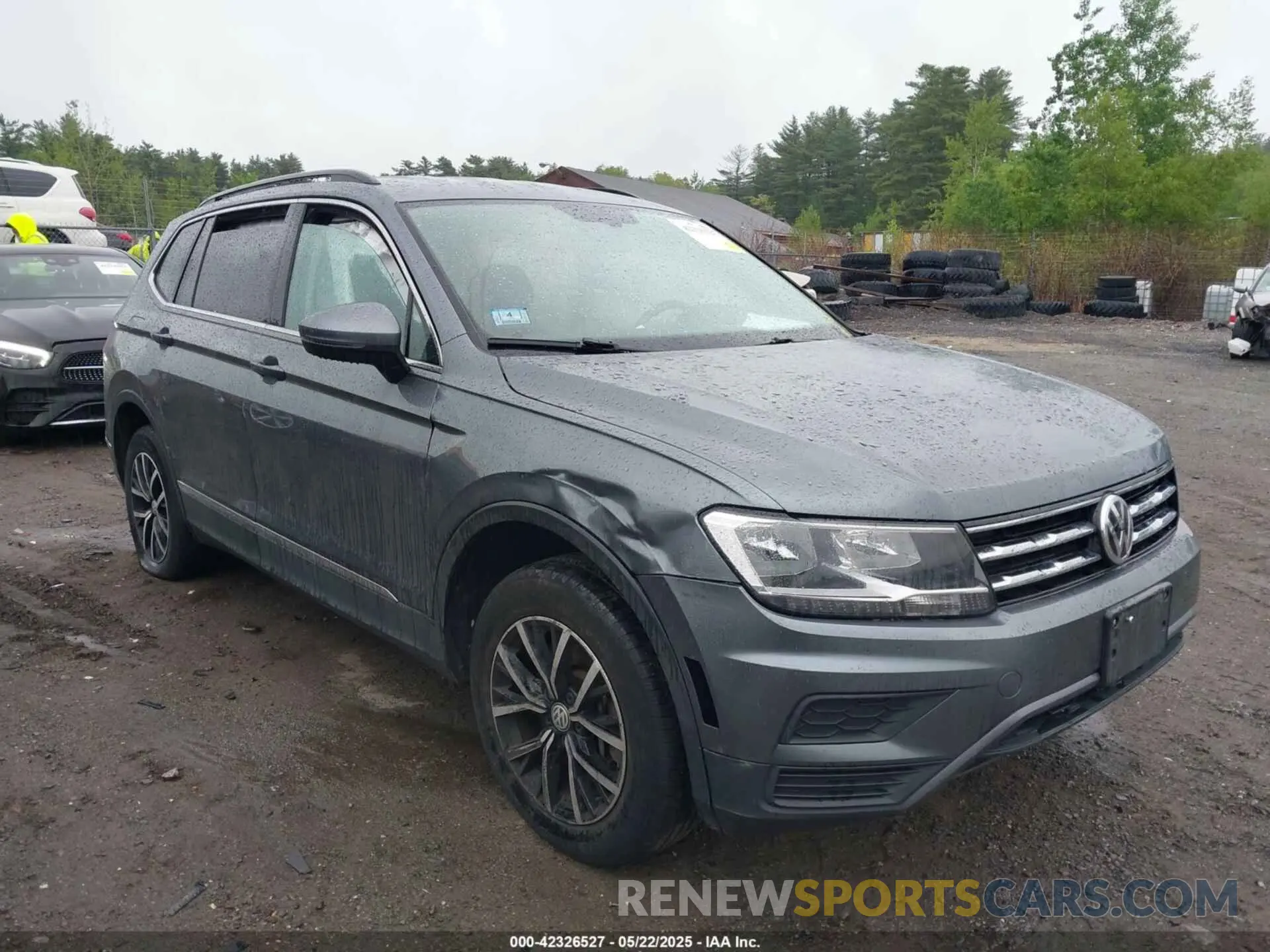 1 Photograph of a damaged car 3VV2B7AX8MM099582 VOLKSWAGEN TIGUAN 2021